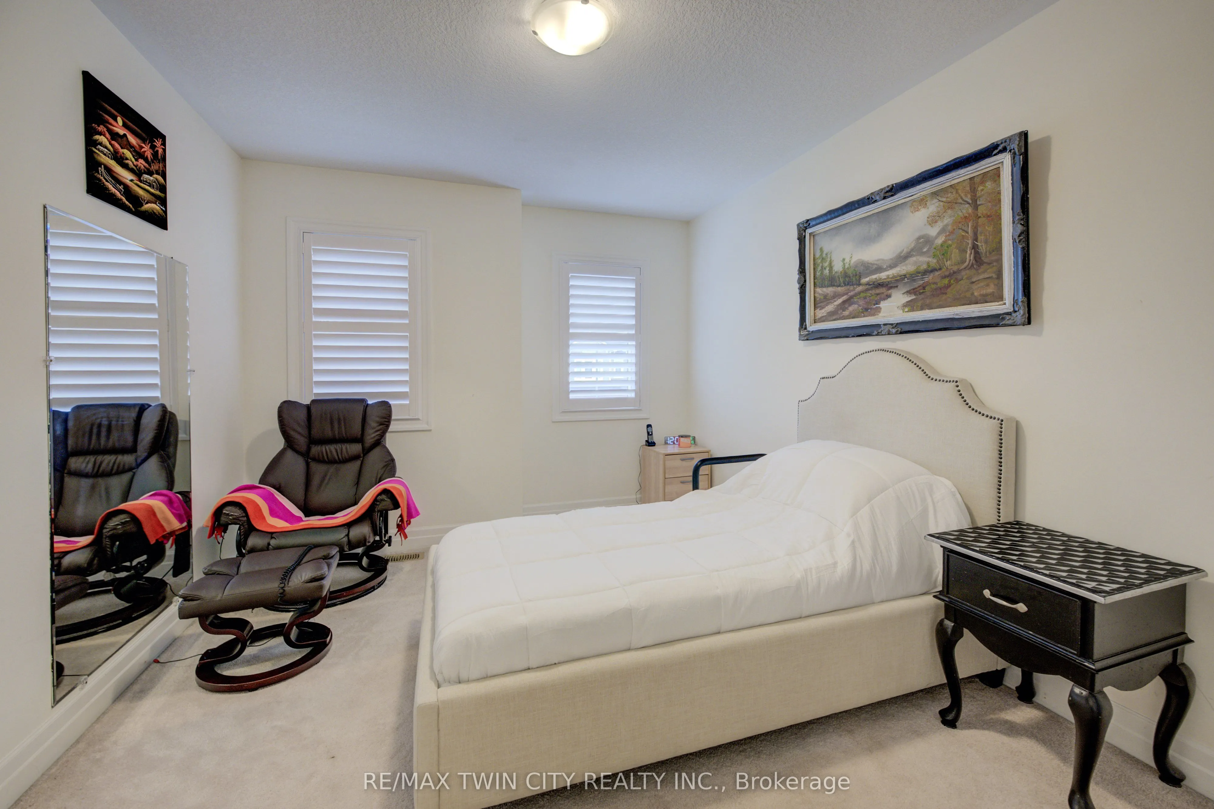 39 Wannamaker Crescent