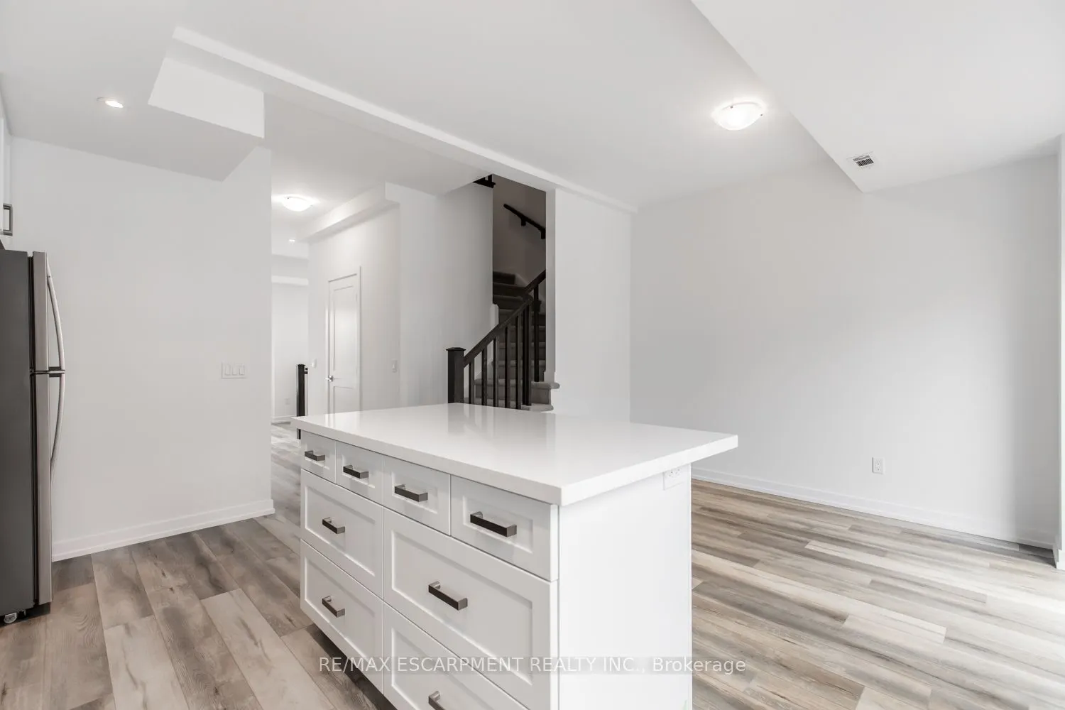 267 Burke Street, #0