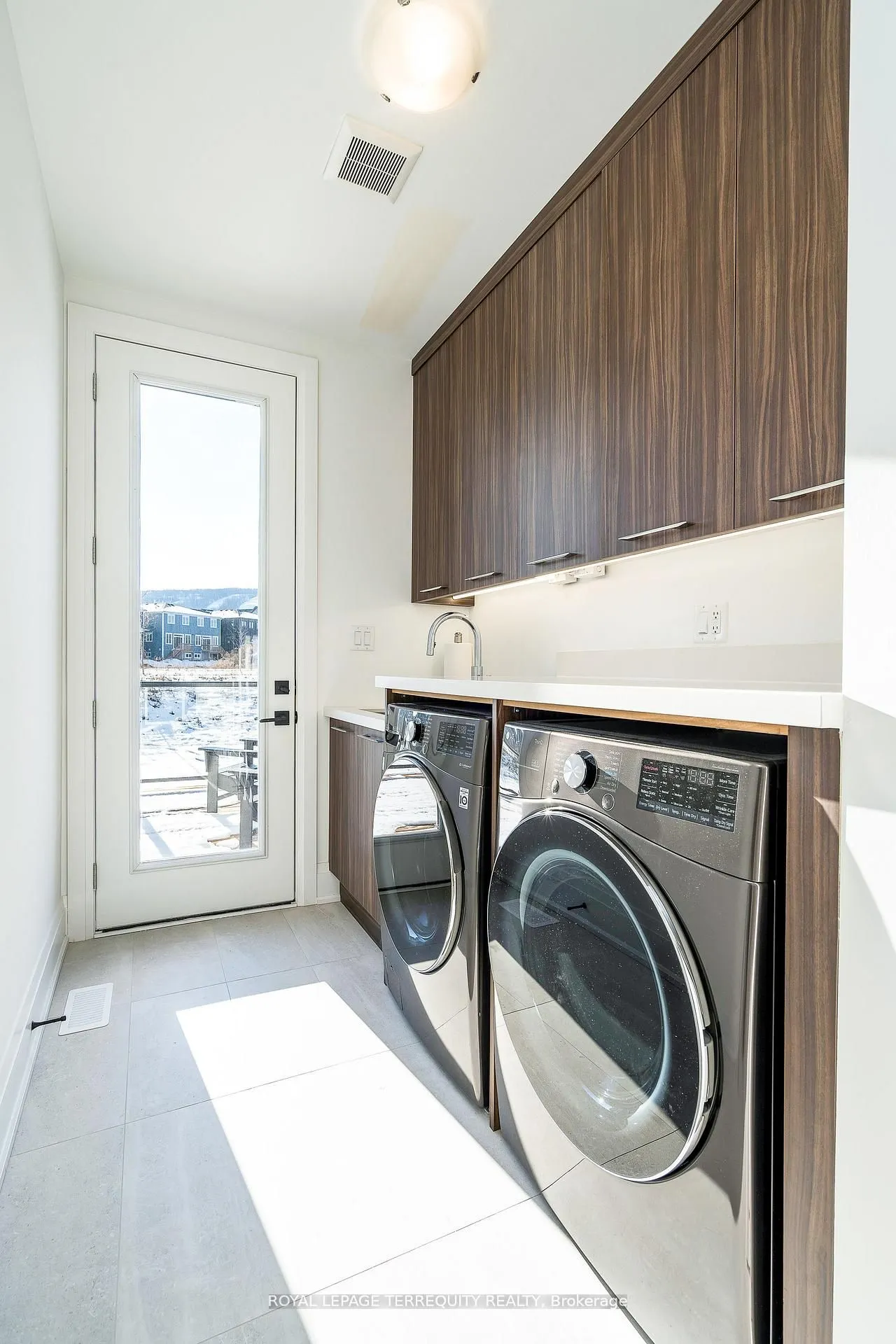 109 Stillwater Crescent, #L/T