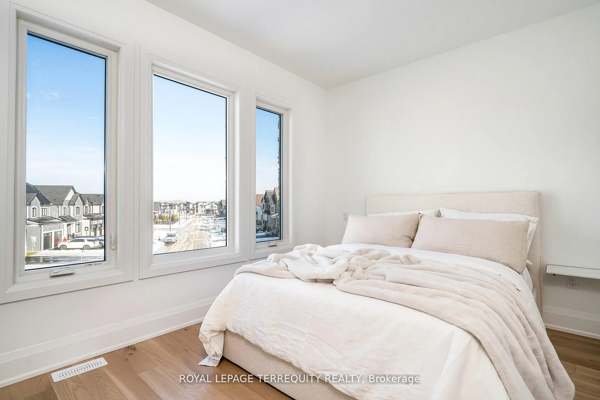 109 Stillwater Crescent, #L/T