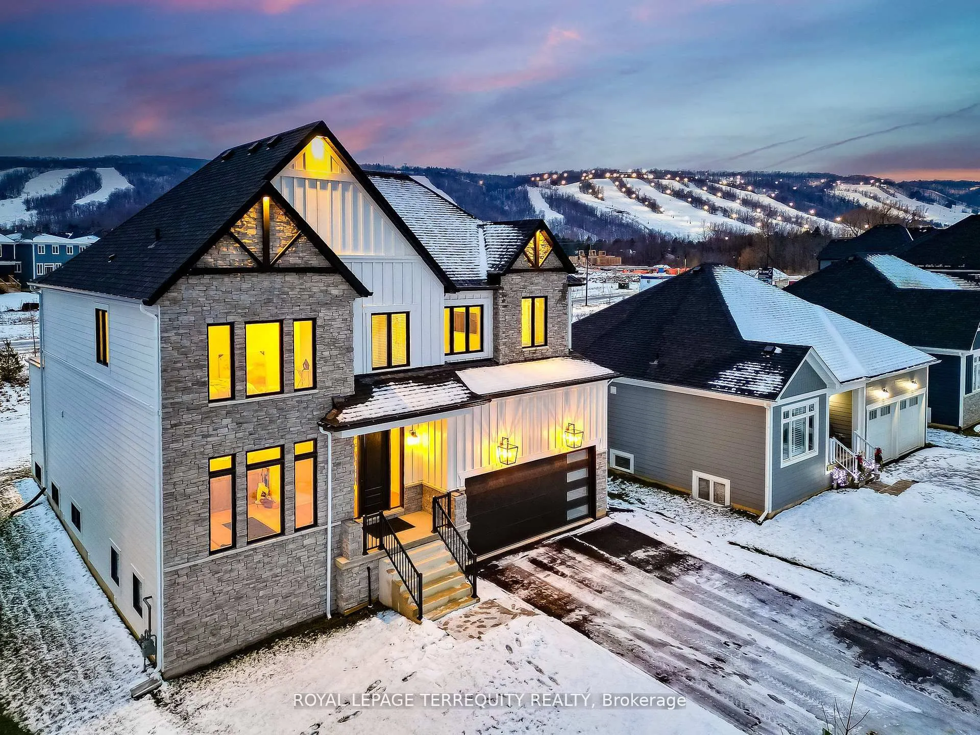109 Stillwater Crescent, #L/T