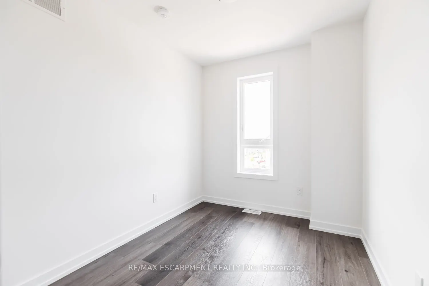 259 Burke Street, #0
