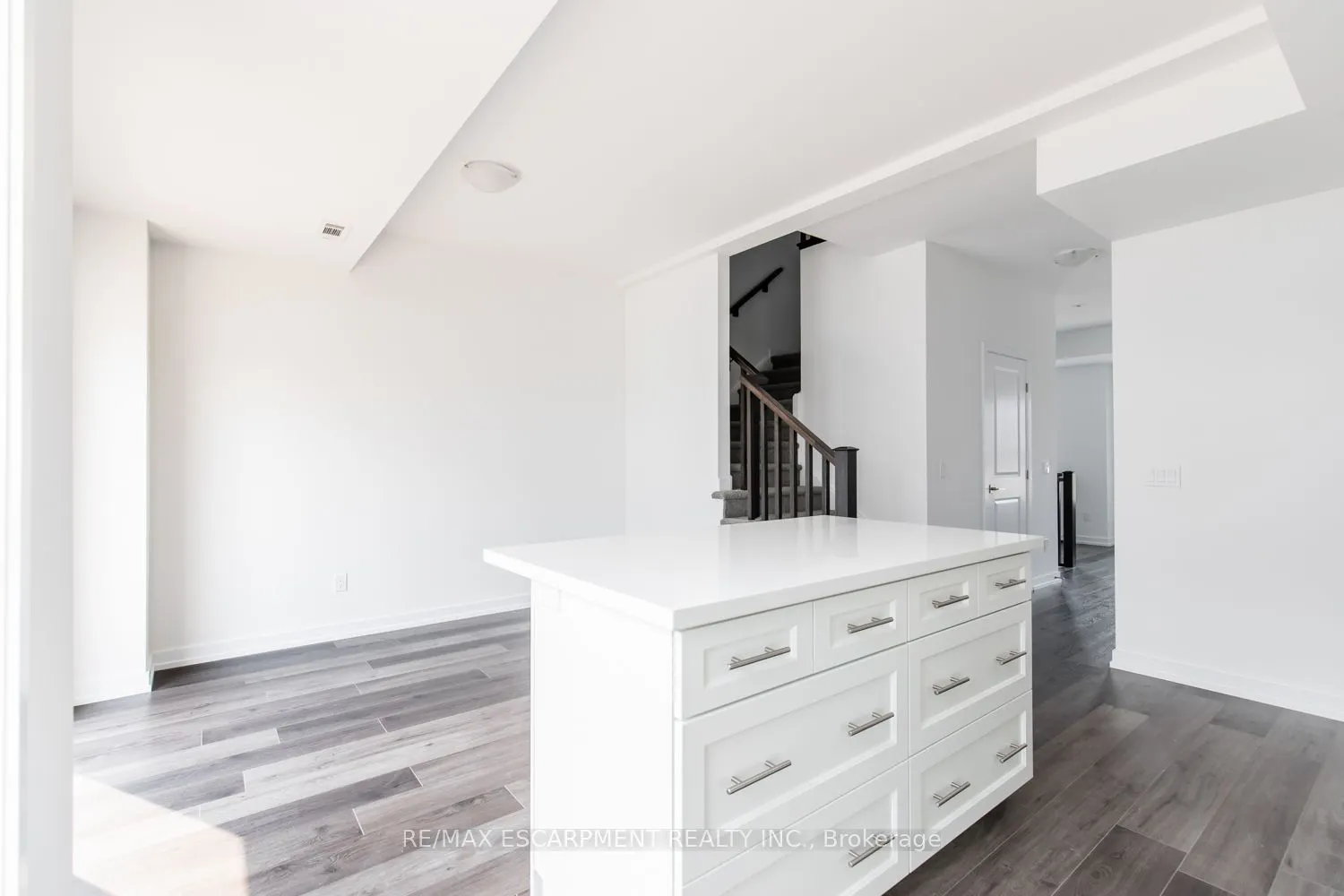 259 Burke Street, #0