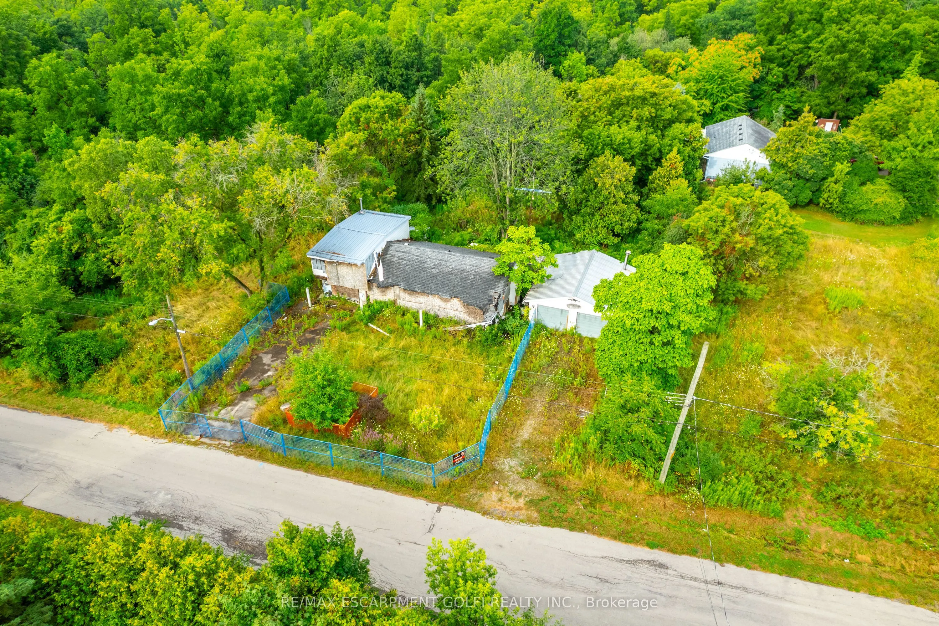 74 Best Avenue