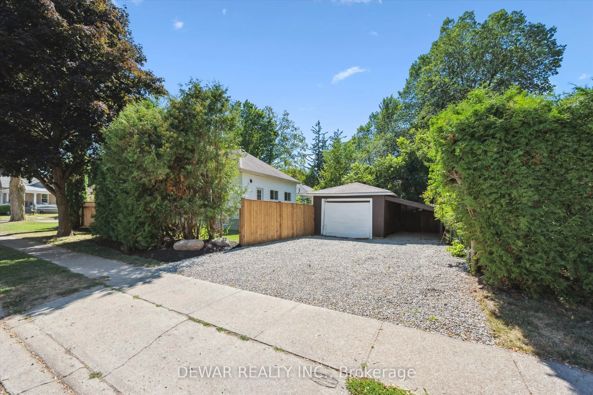 64 Pollock Avenue