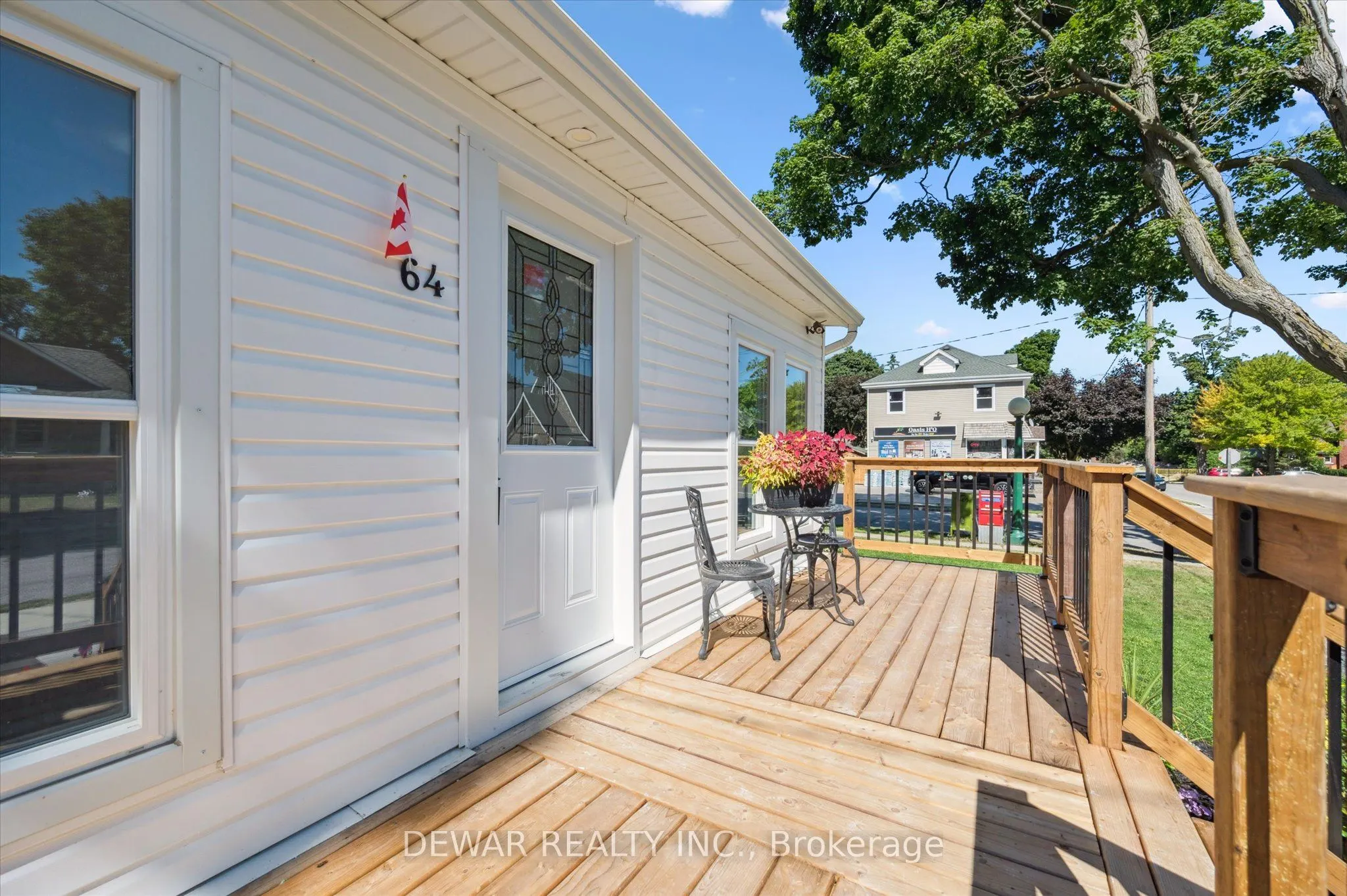 64 Pollock Avenue