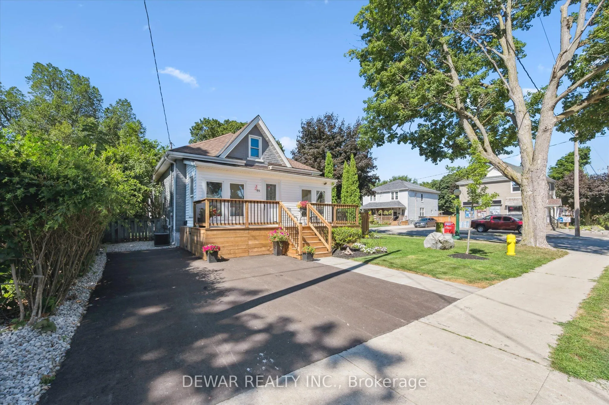 64 Pollock Avenue
