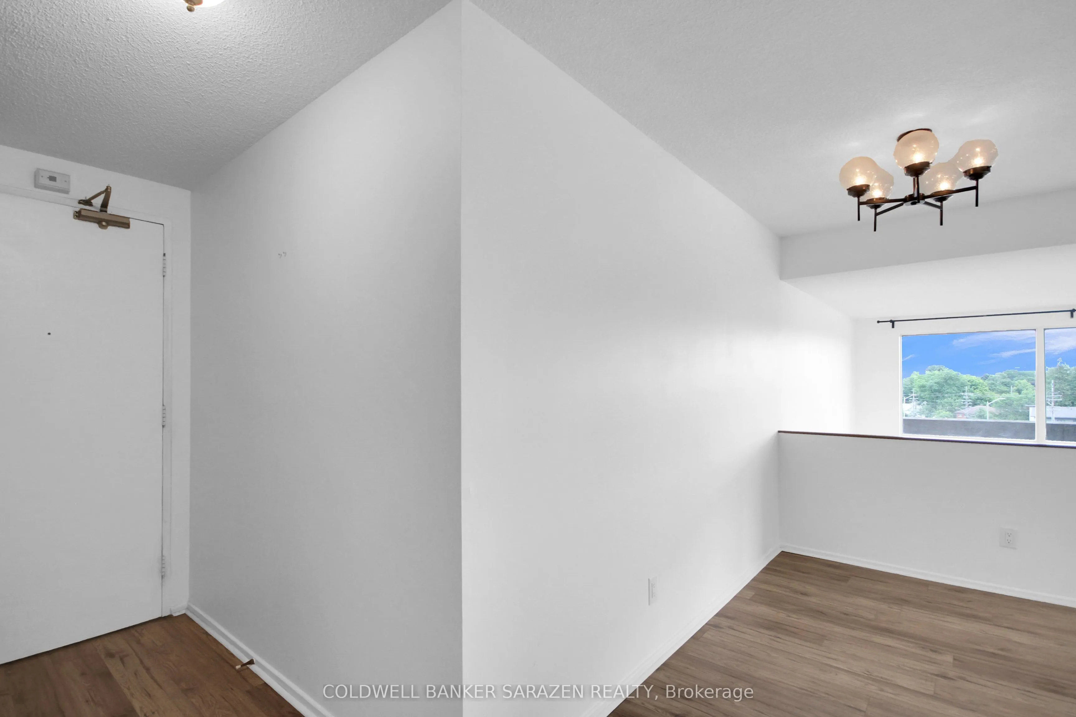 1100 Ambleside Drive, #612