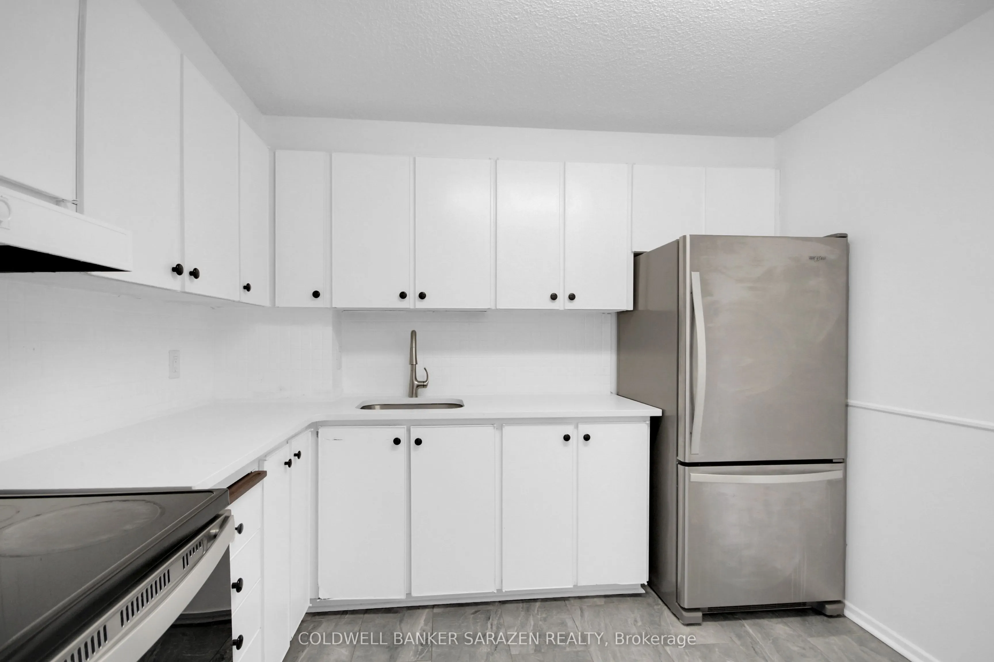 1100 Ambleside Drive, #612