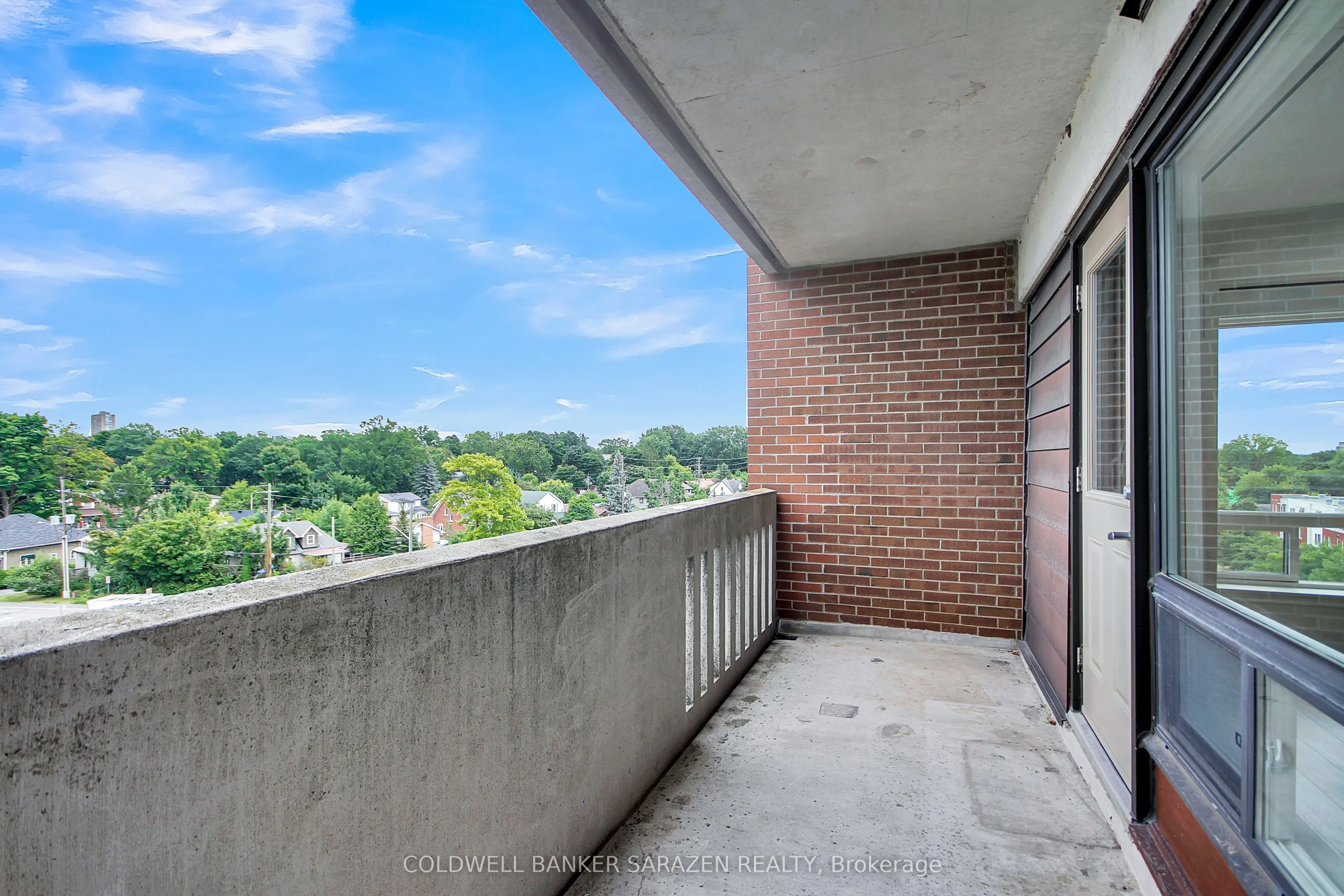 1100 Ambleside Drive, #612