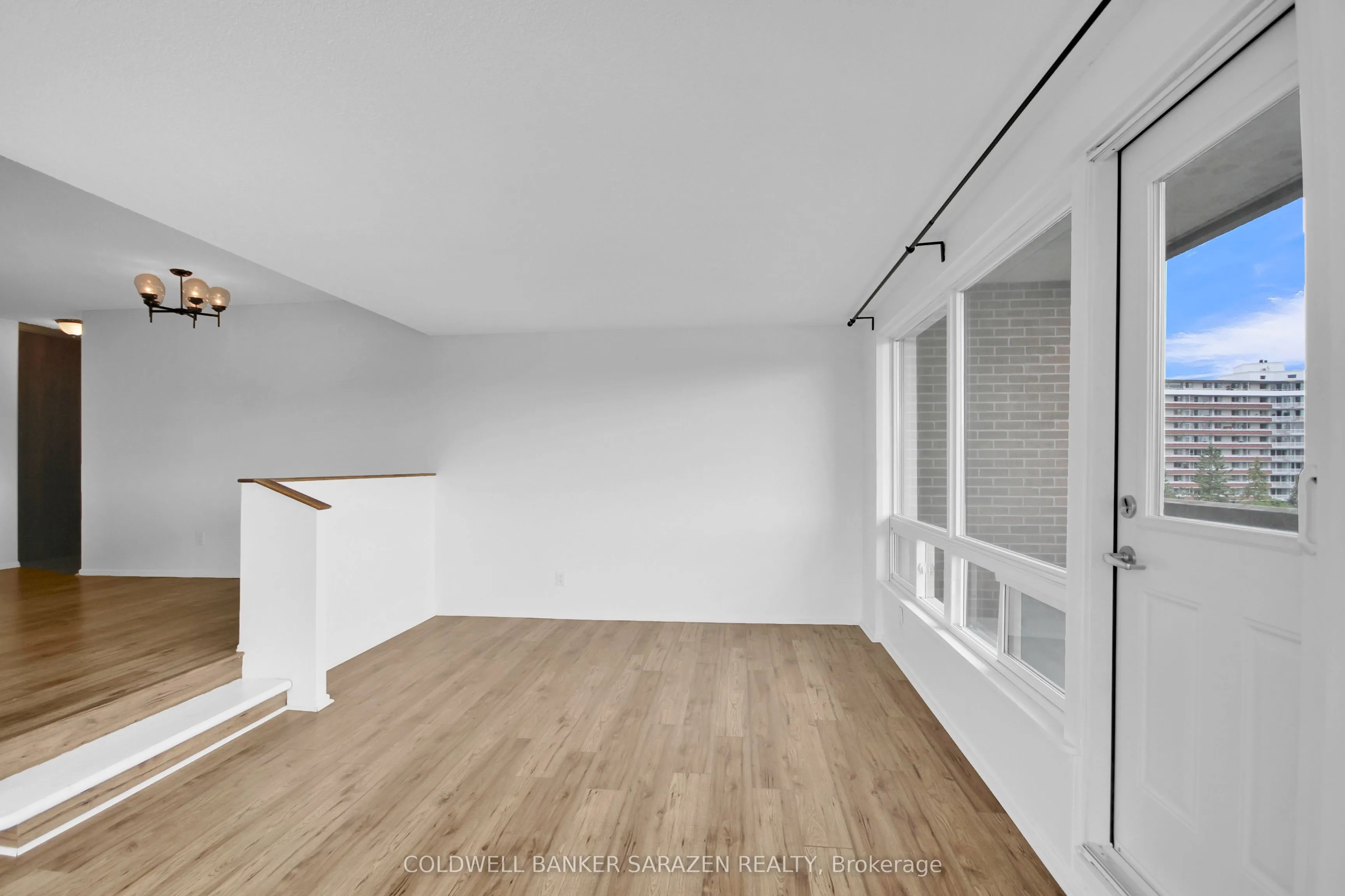 1100 Ambleside Drive, #612
