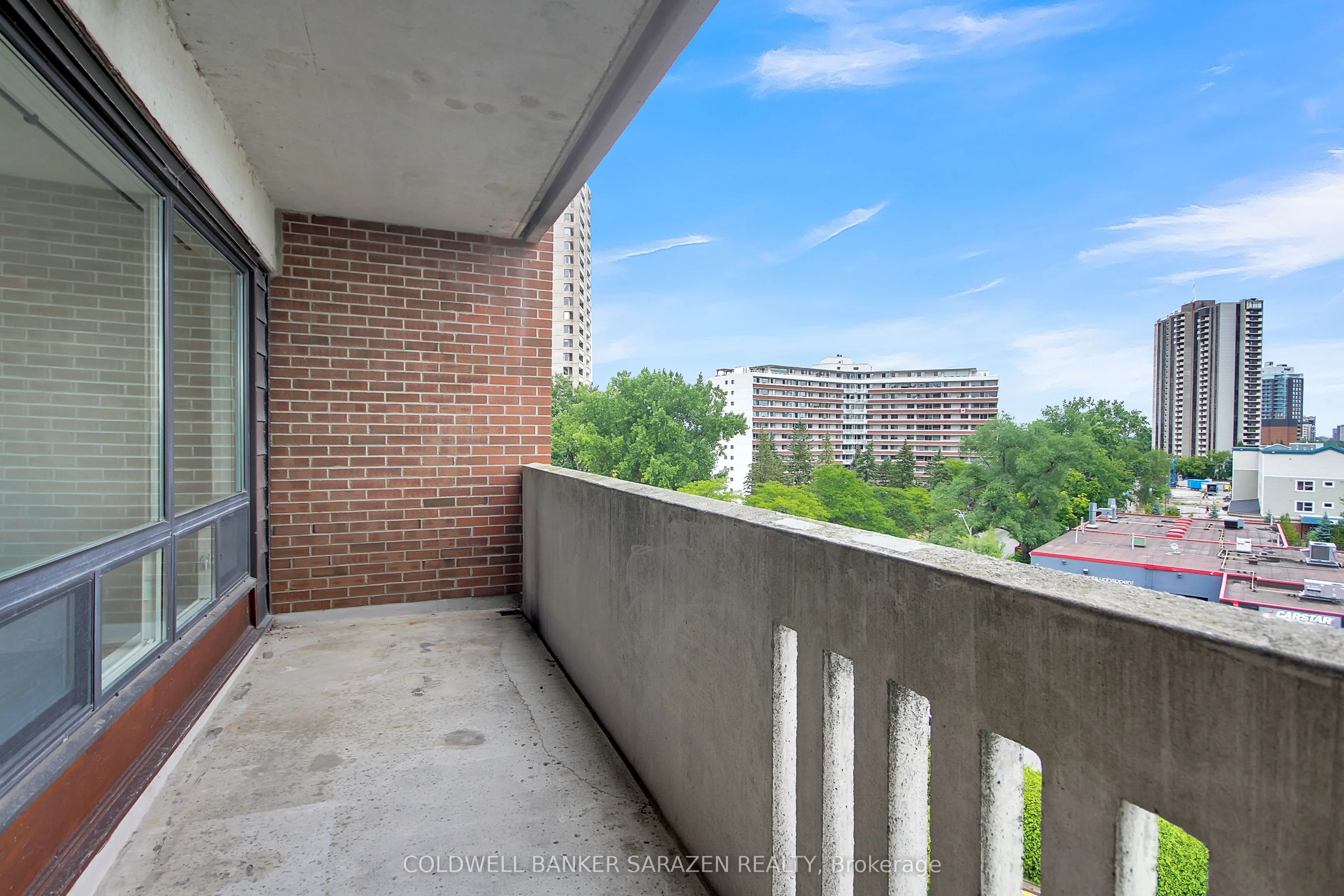 1100 Ambleside Drive, #612