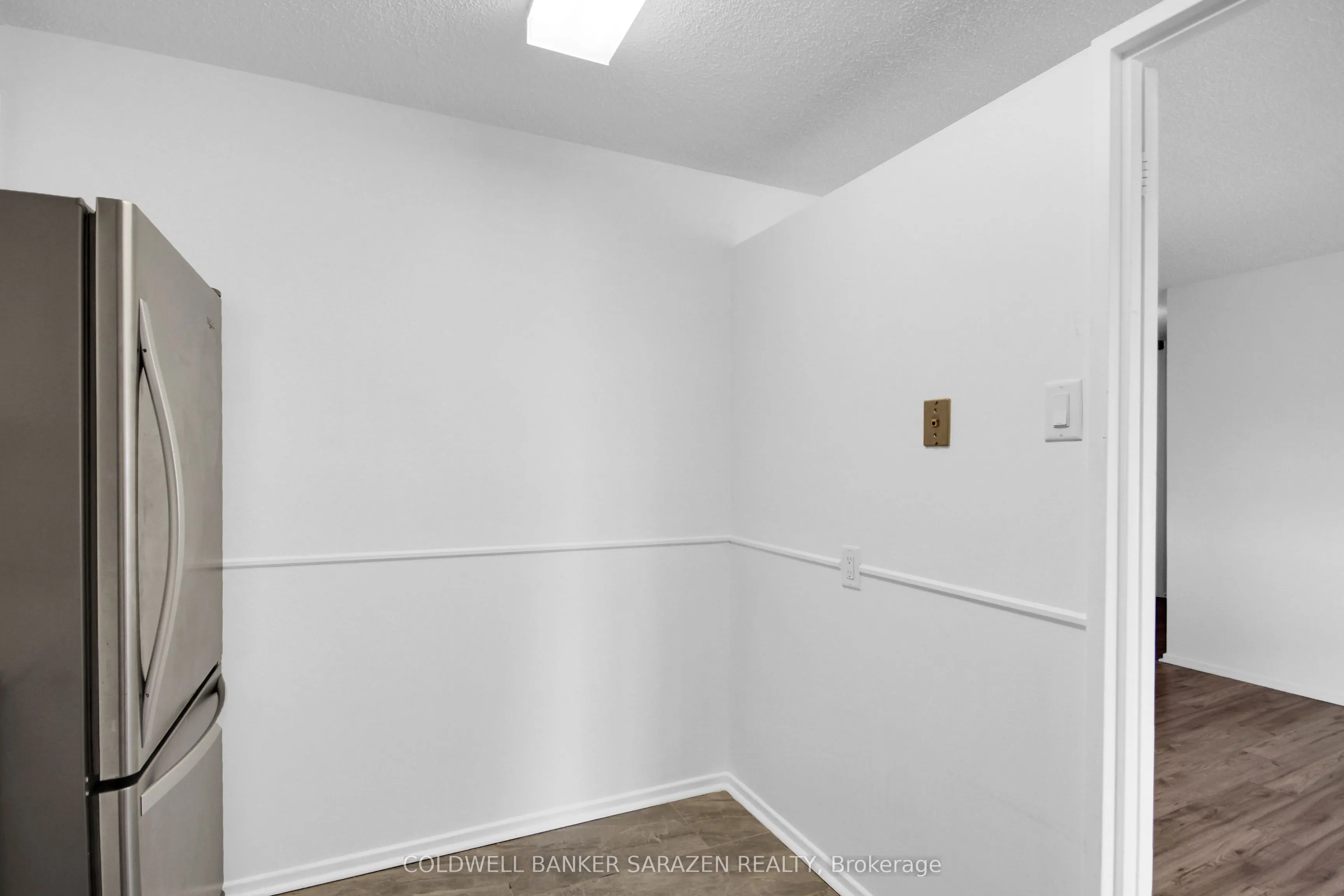 1100 Ambleside Drive, #612