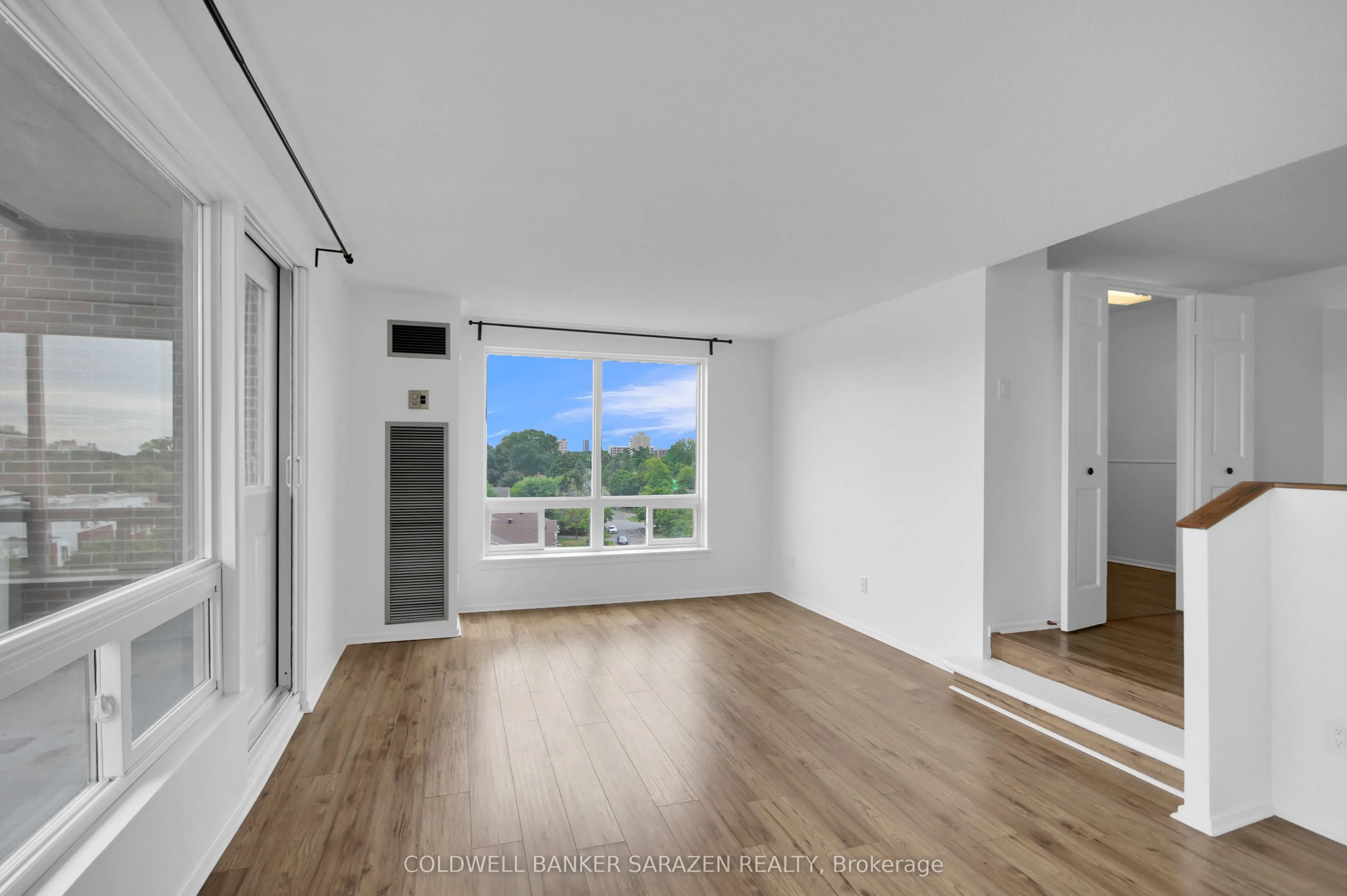 1100 Ambleside Drive, #612