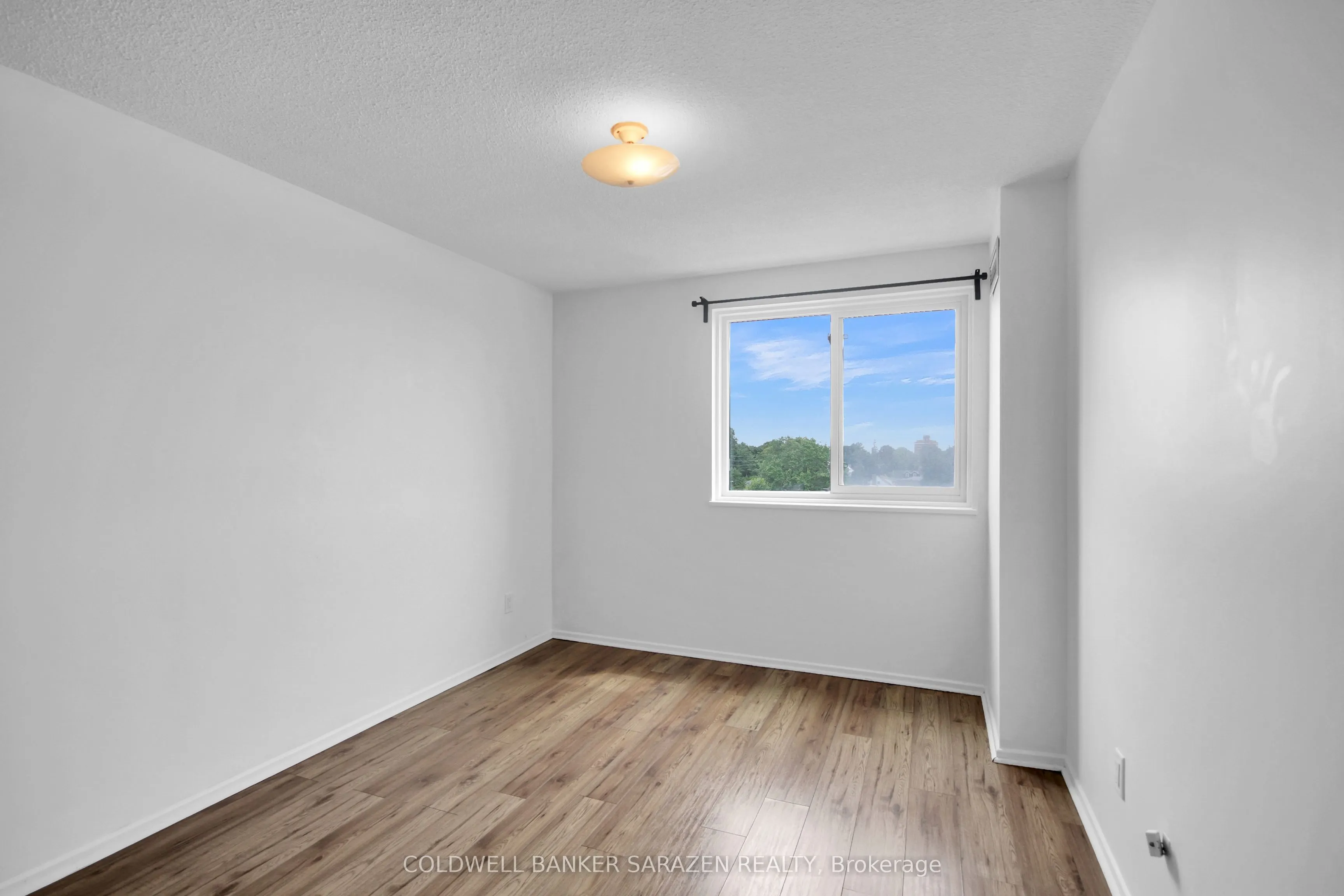 1100 Ambleside Drive, #612