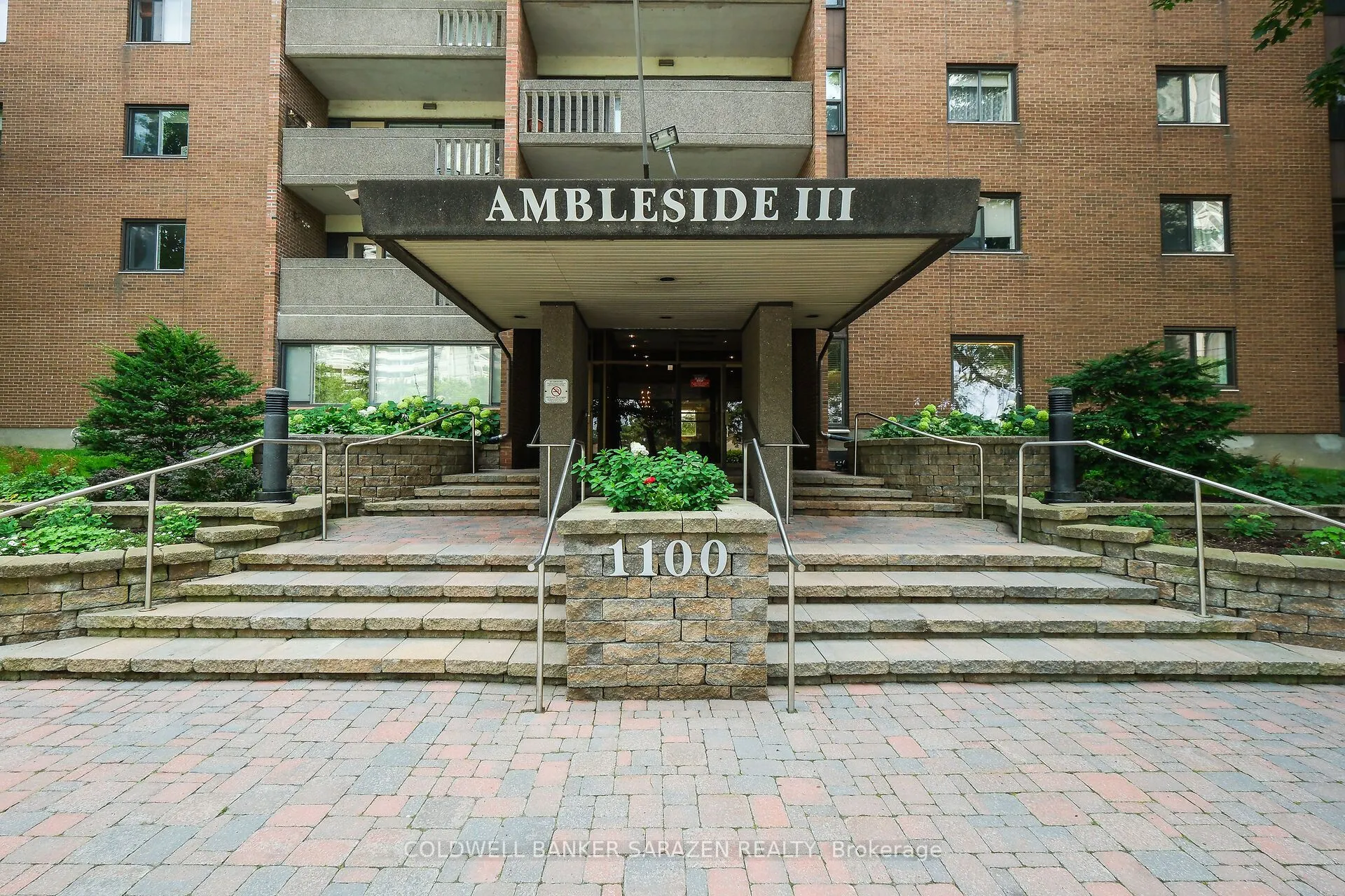 1100 Ambleside Drive, #612