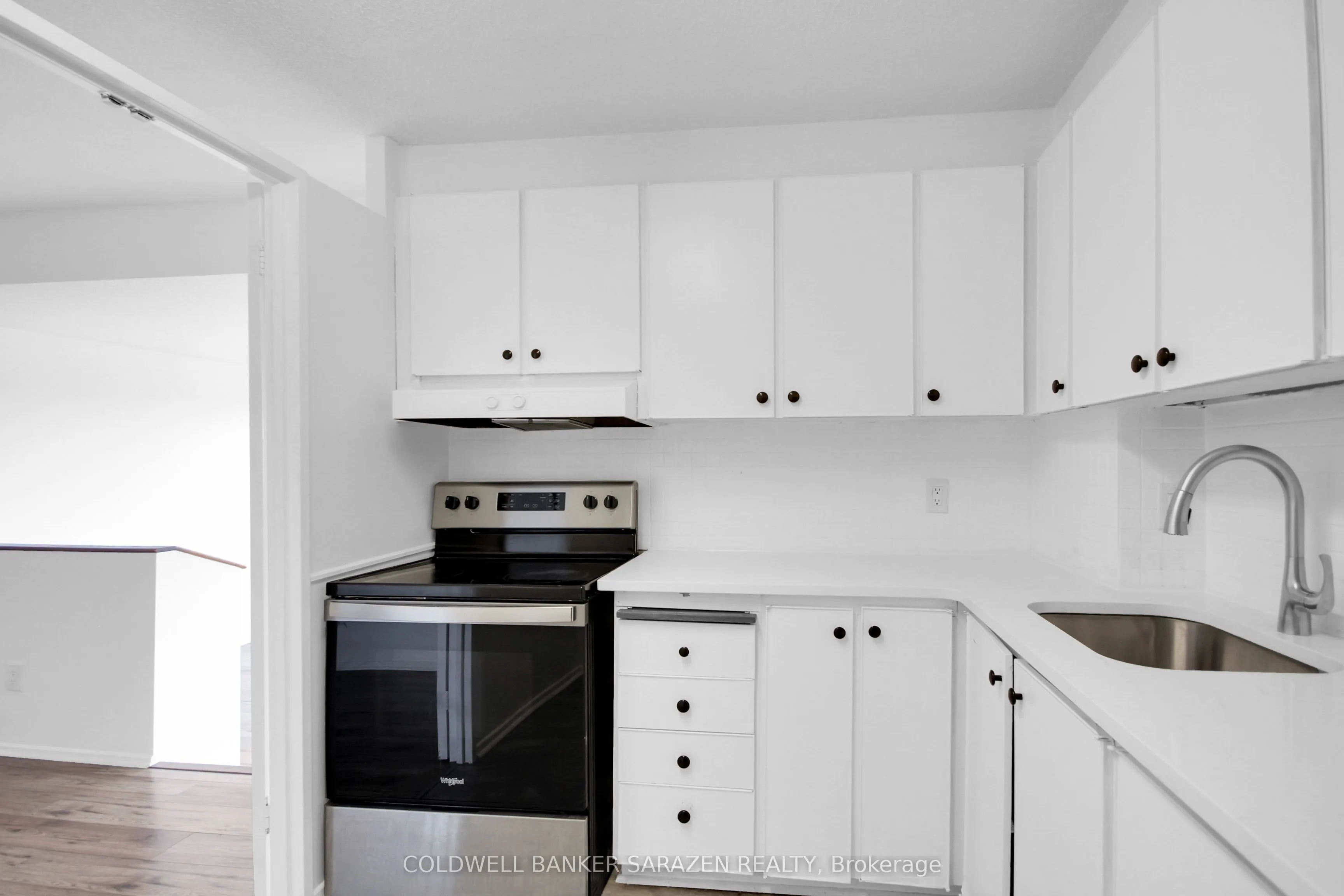 1100 Ambleside Drive, #612