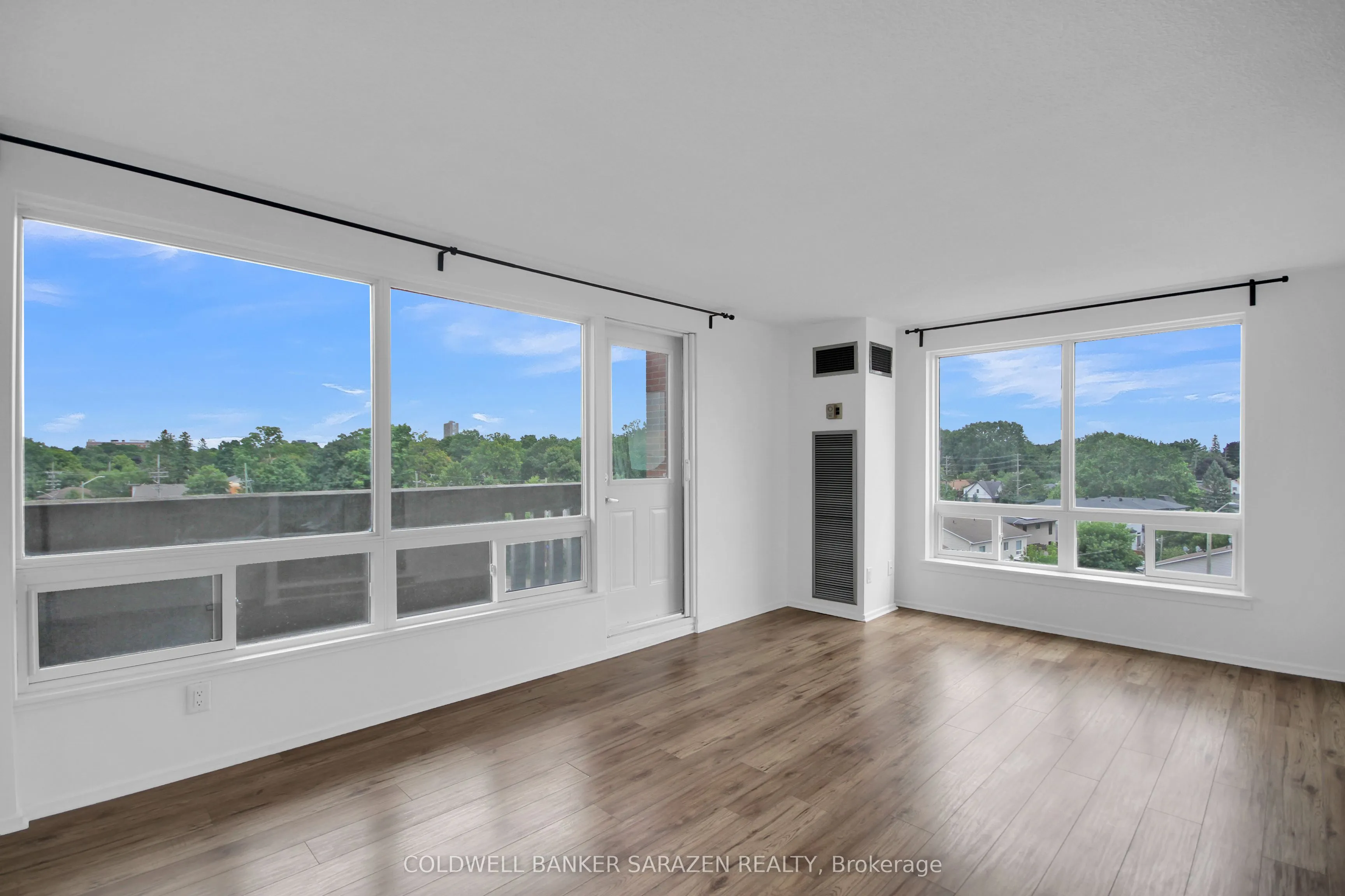 1100 Ambleside Drive, #612