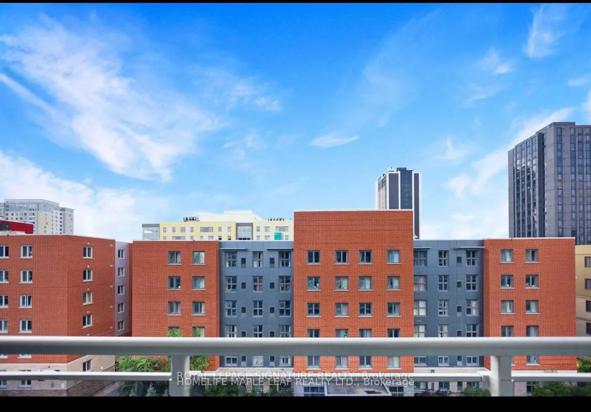 308 Lester Street, #12