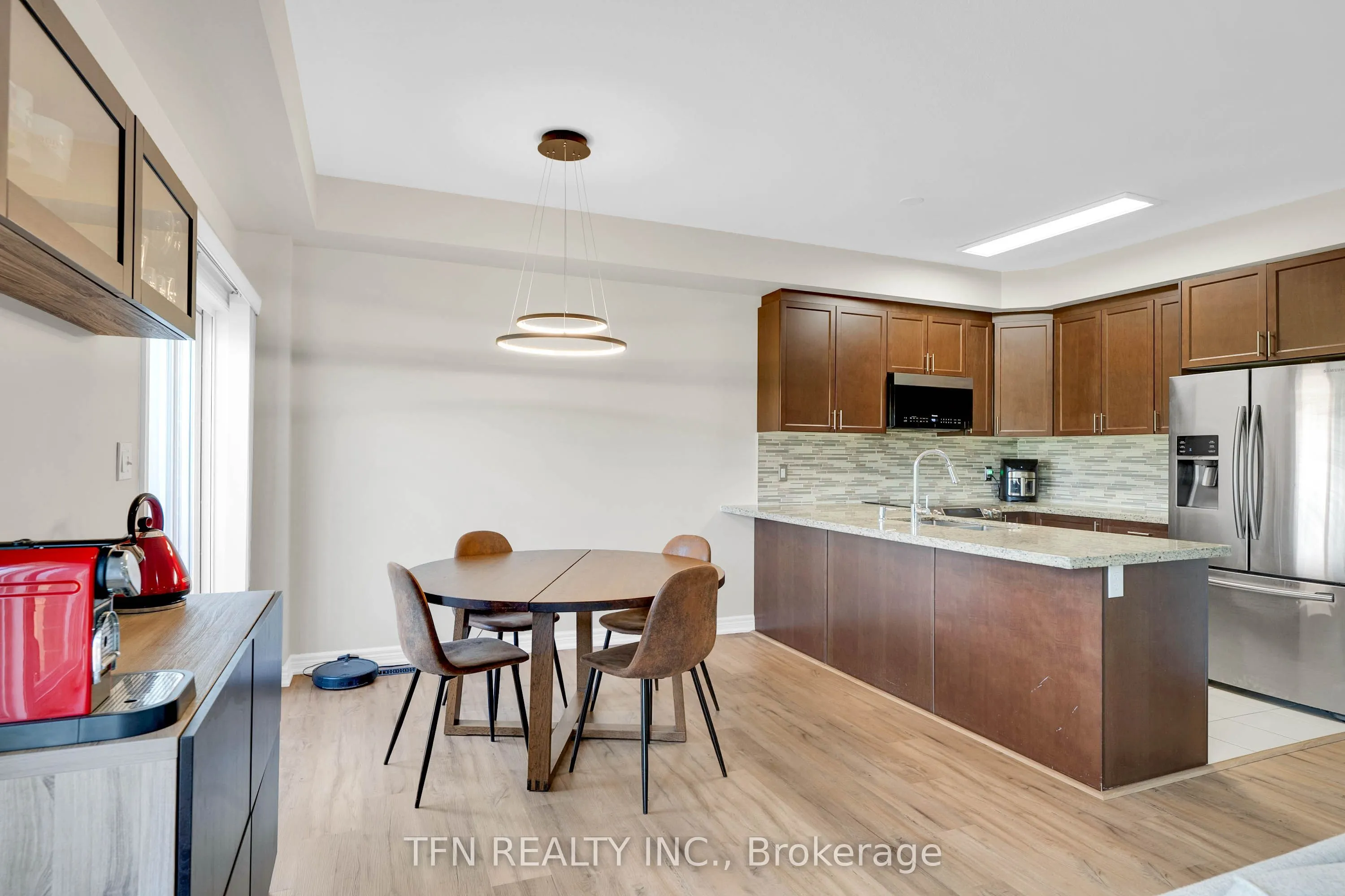 73 Medici Lane, #5