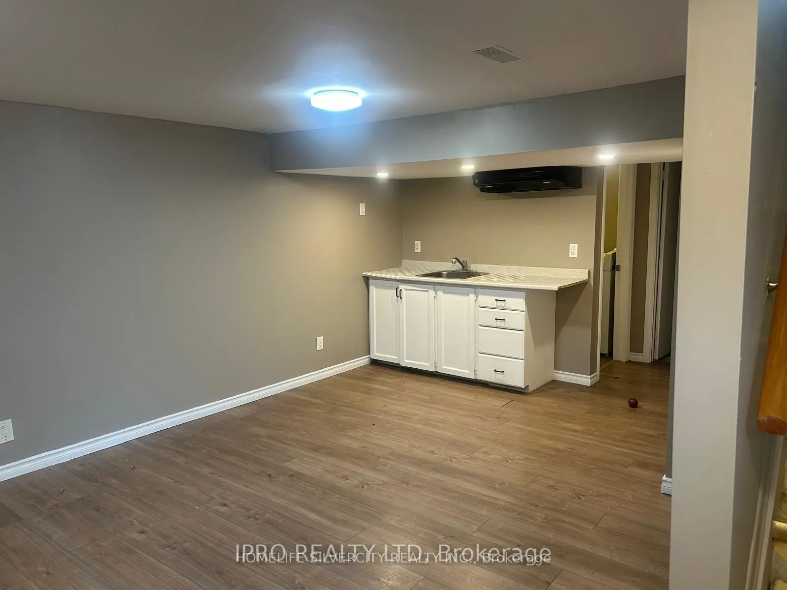 155 Shelley Drive
