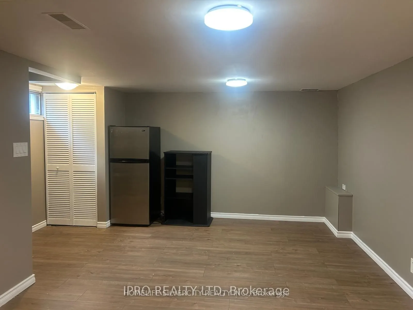 155 Shelley Drive