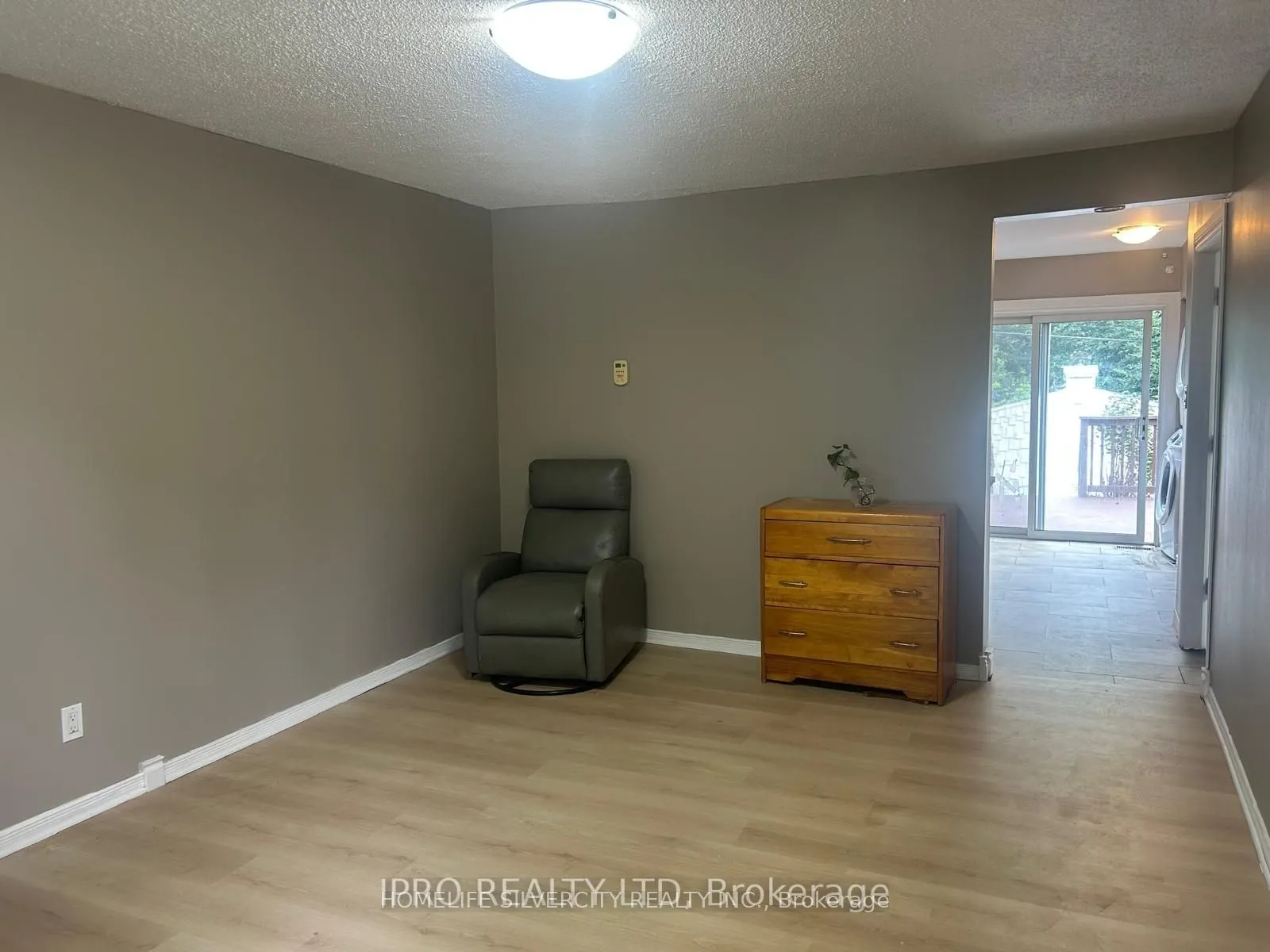 155 Shelley Drive
