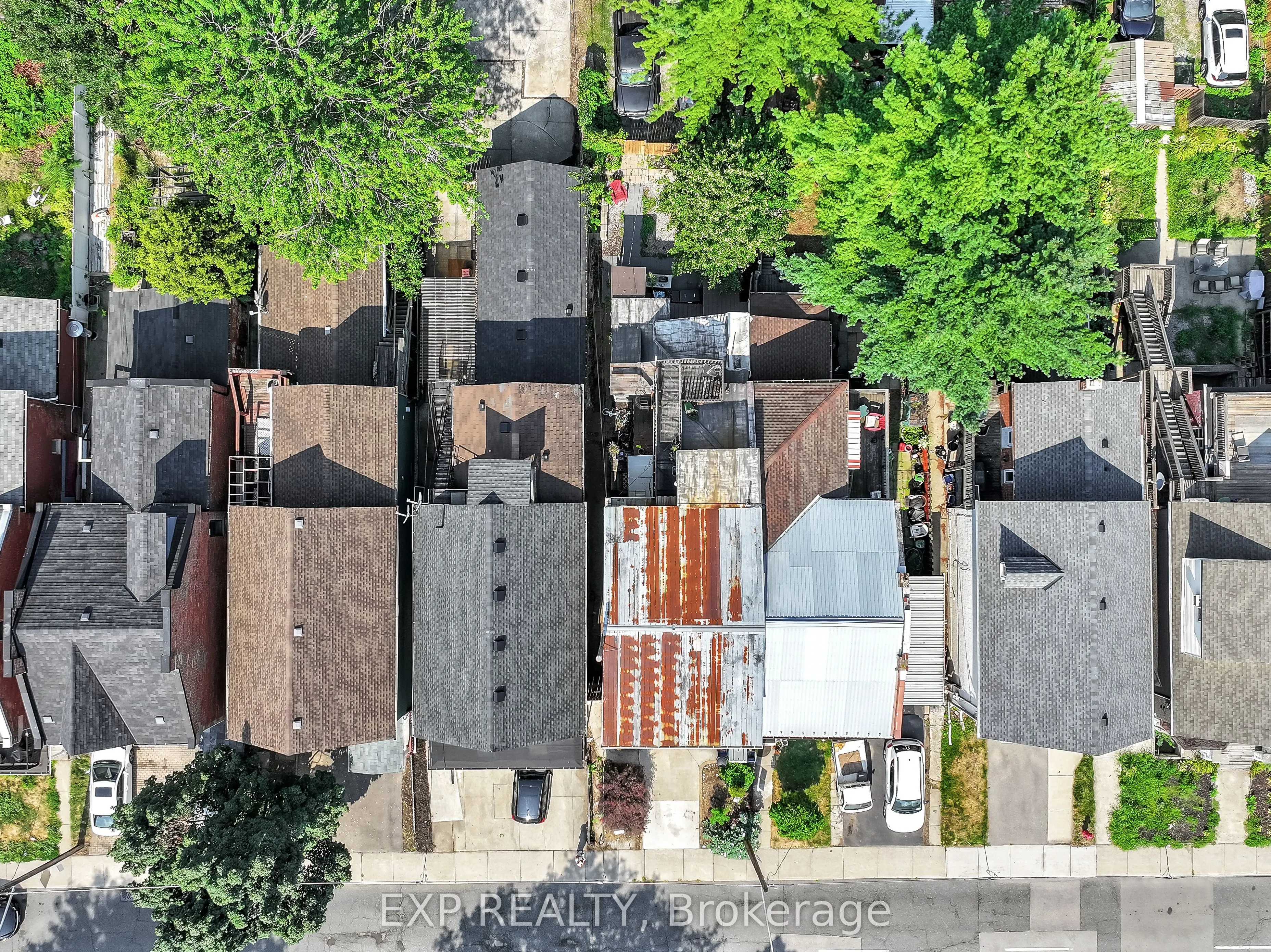 69 Victoria Avenue N