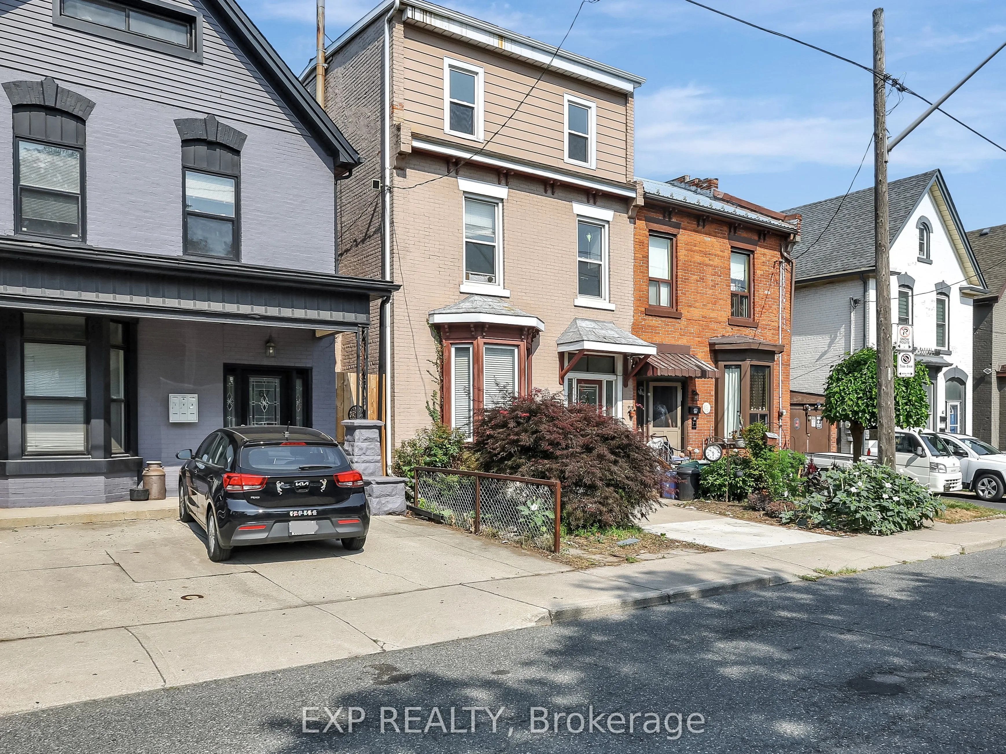 69 Victoria Avenue N