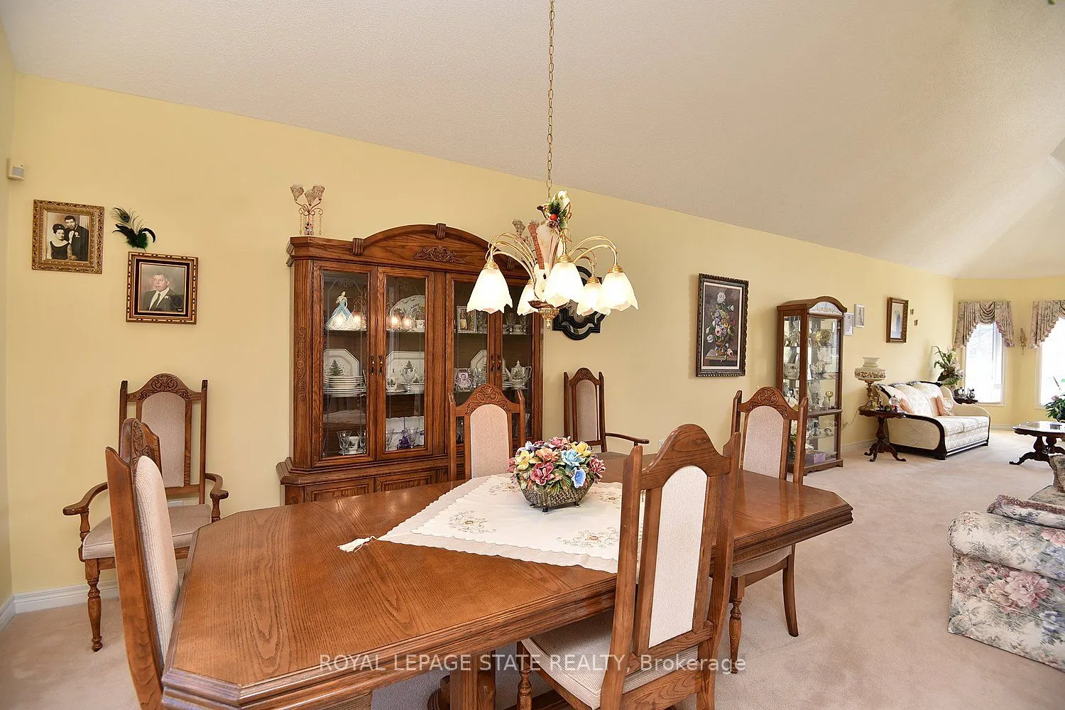 13 Chianti Crescent