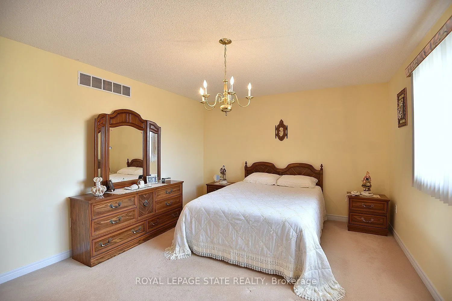 13 Chianti Crescent