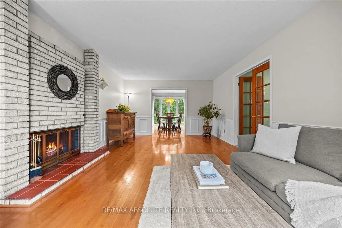 22 Banting Crescent