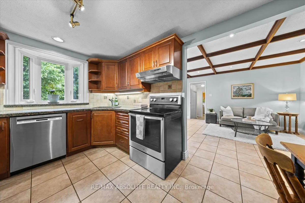 22 Banting Crescent