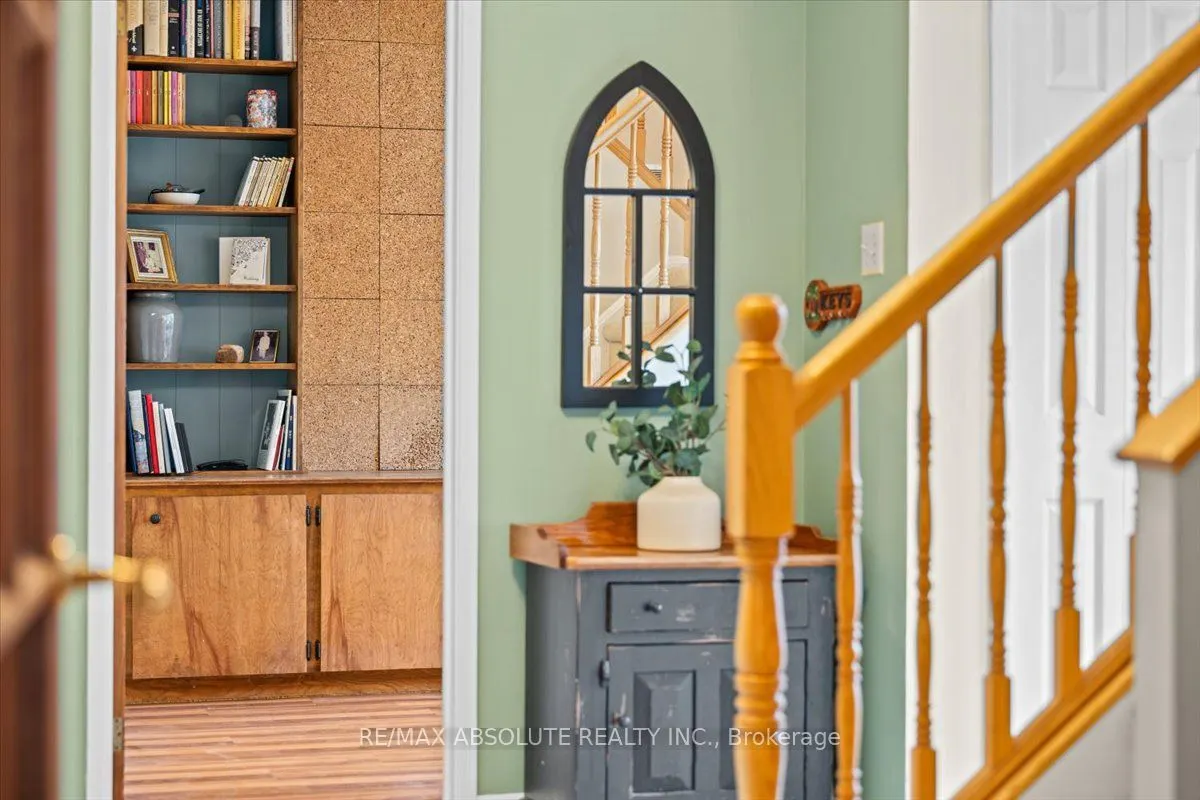 22 Banting Crescent