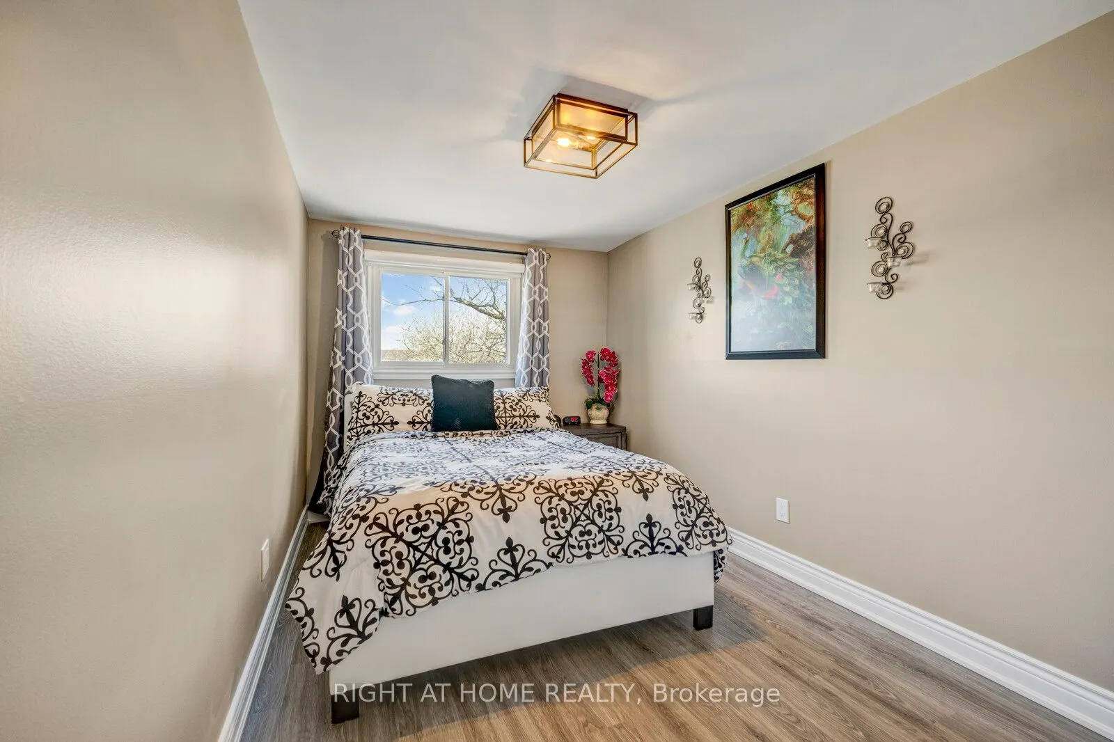 985 Limeridge Road E, #3