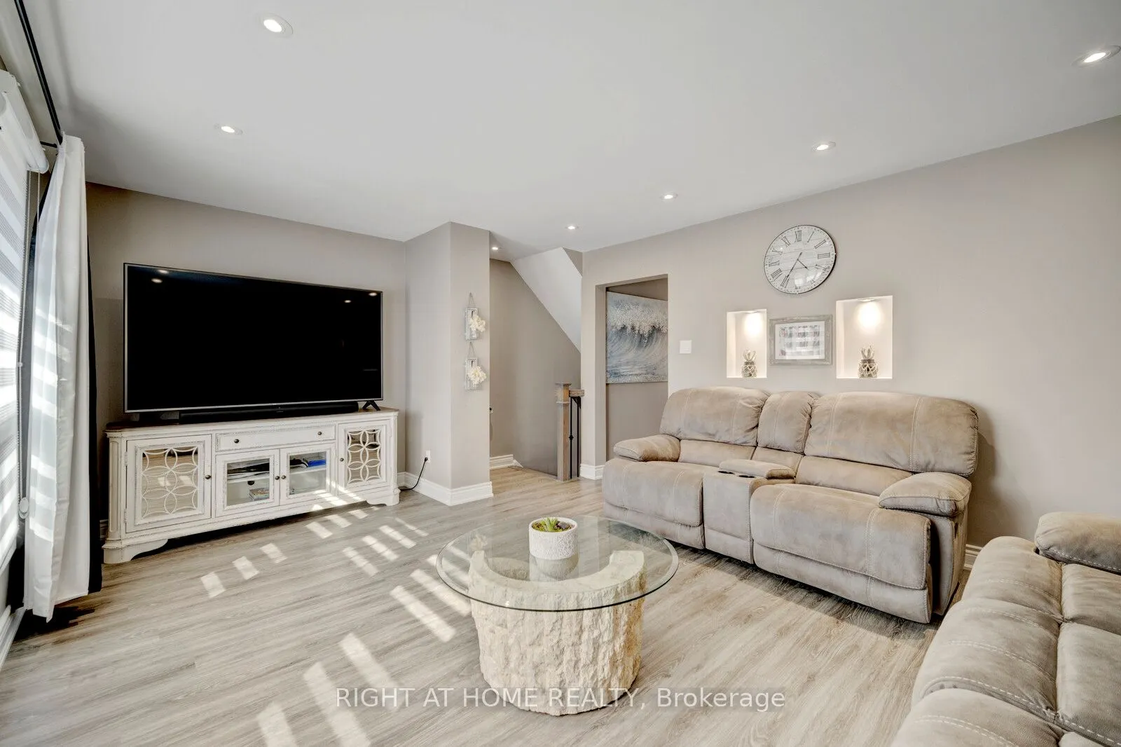 985 Limeridge Road E, #3