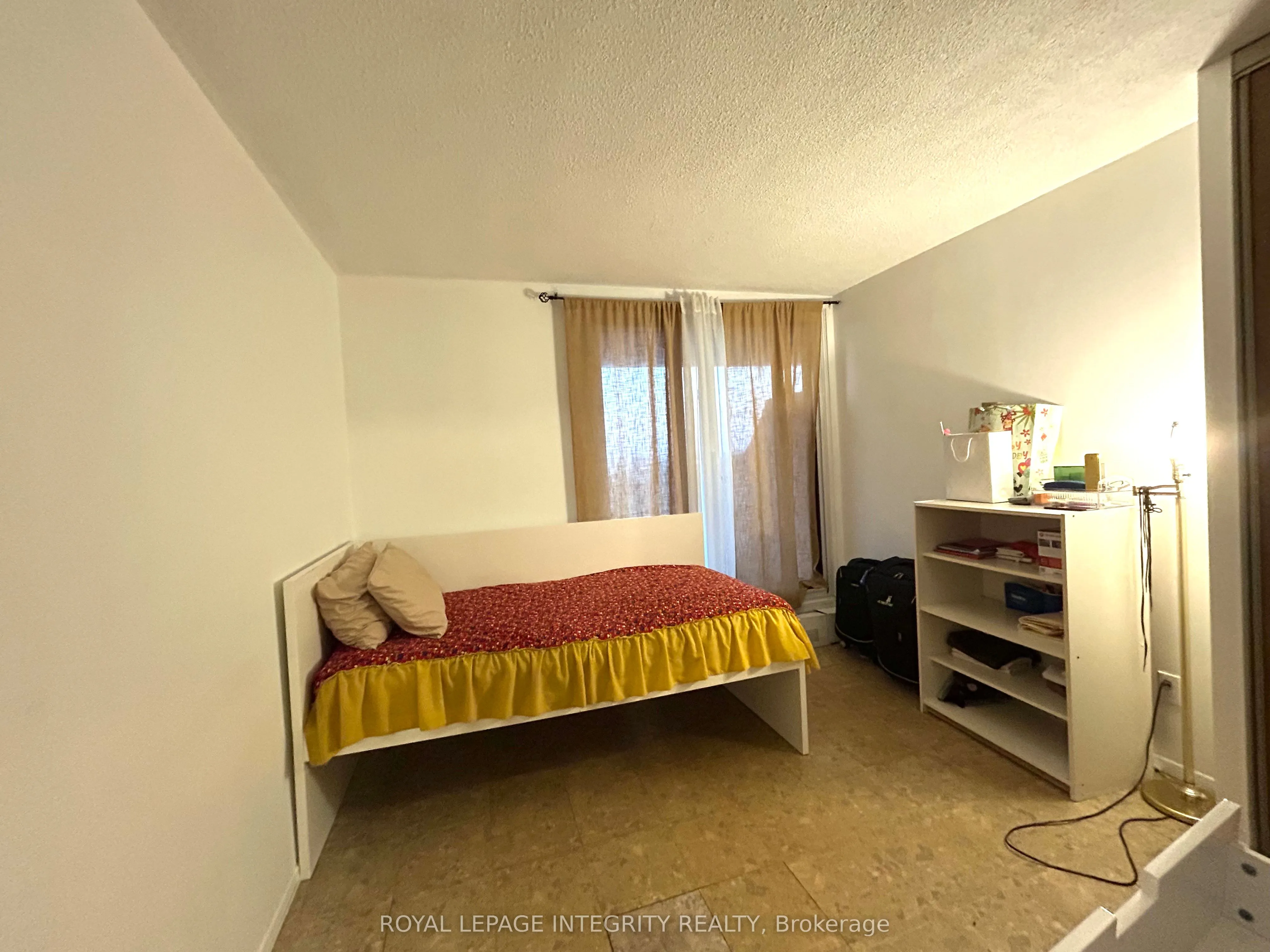 1785 Forbisher Lane, #2201