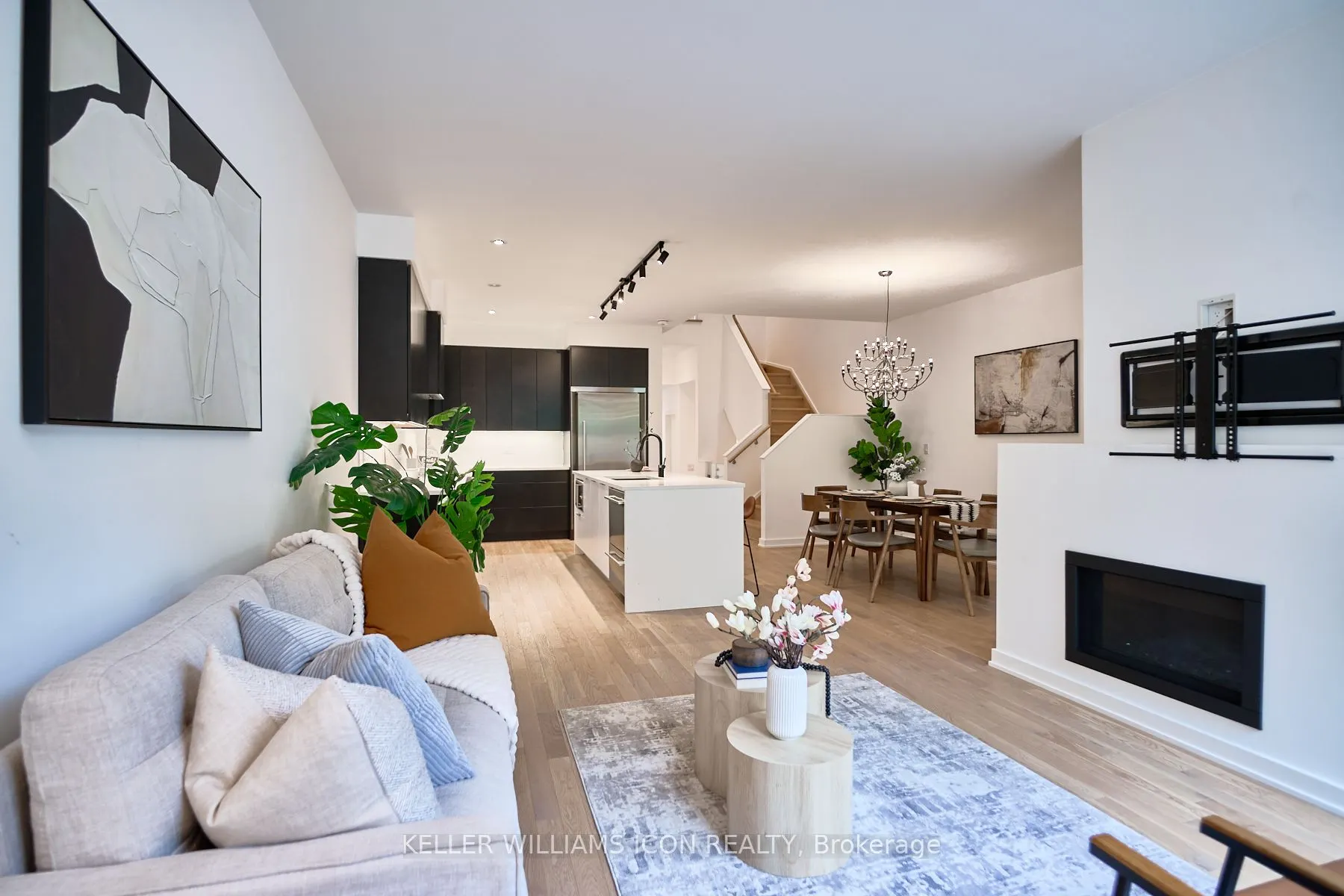 192 Larimar Circle