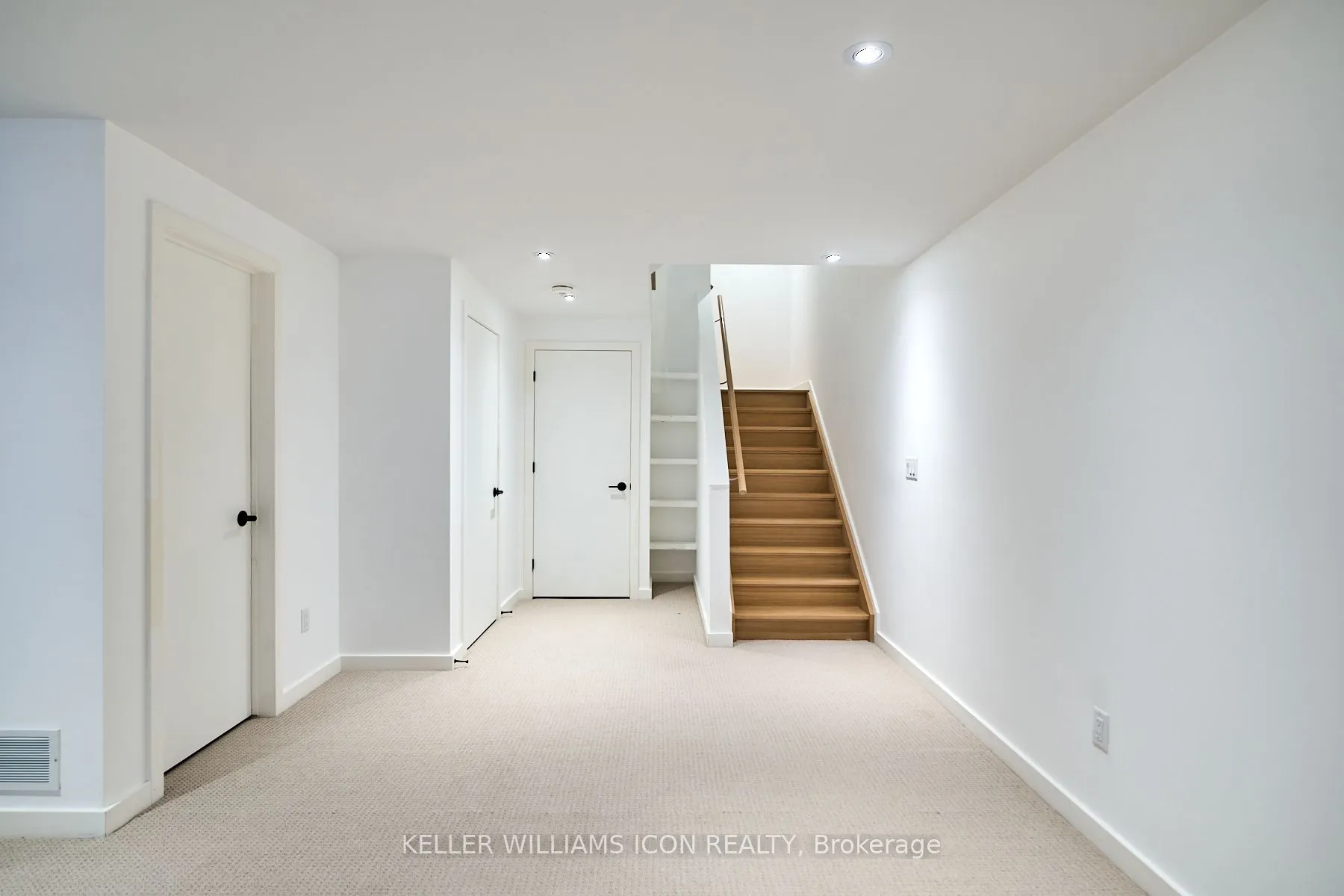 192 Larimar Circle