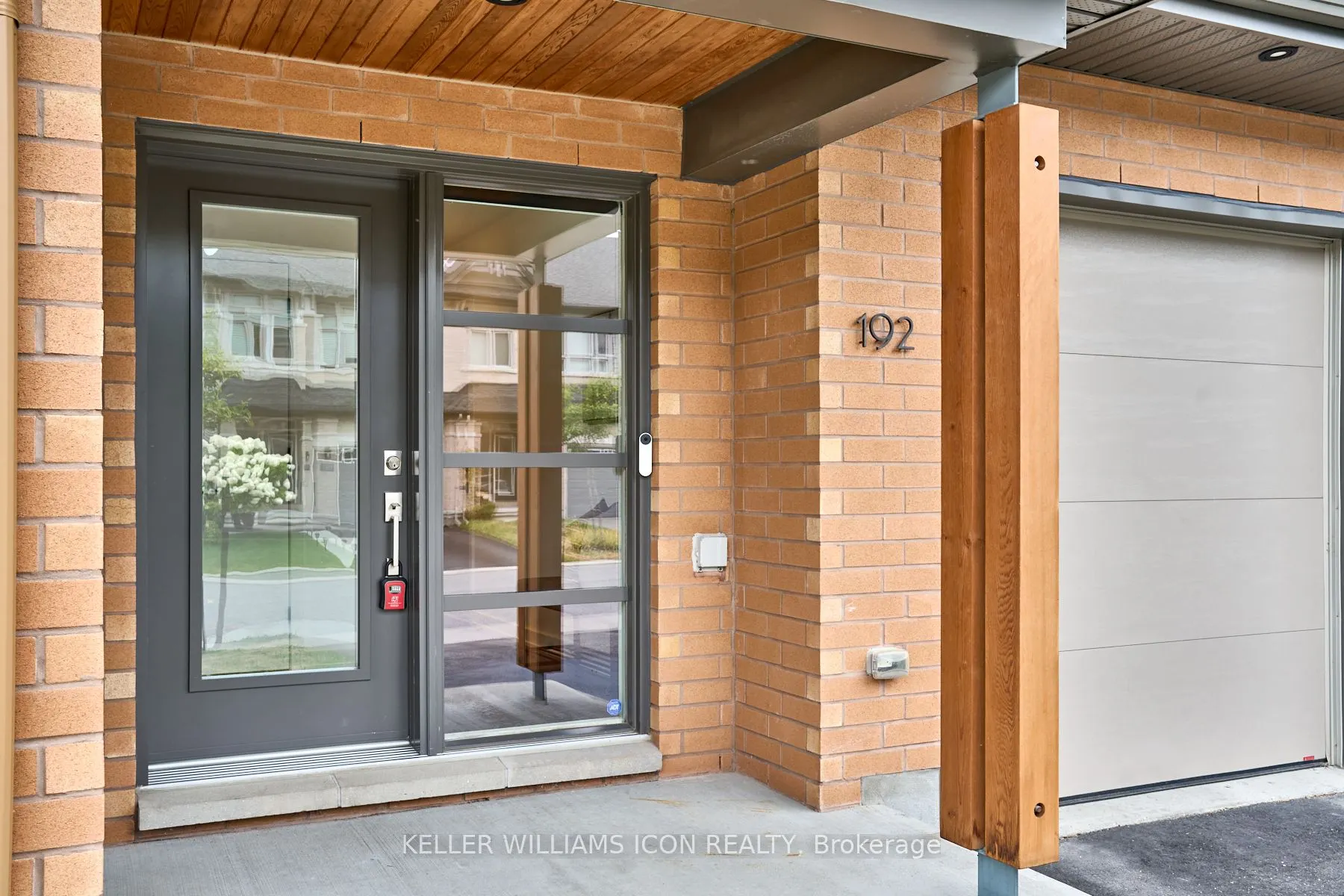 192 Larimar Circle
