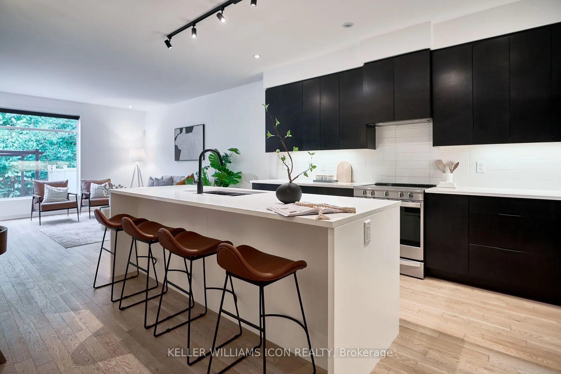 192 Larimar Circle