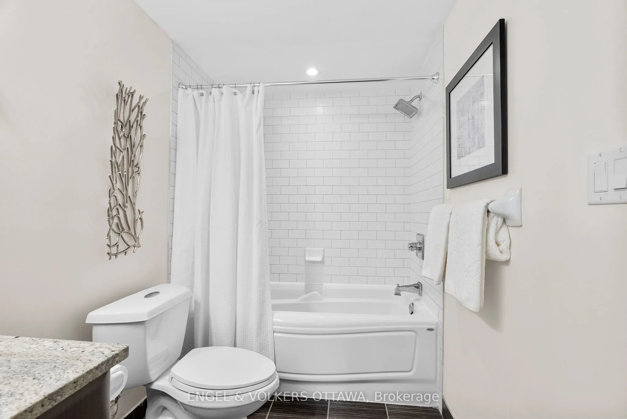 390 Booth Street, #106