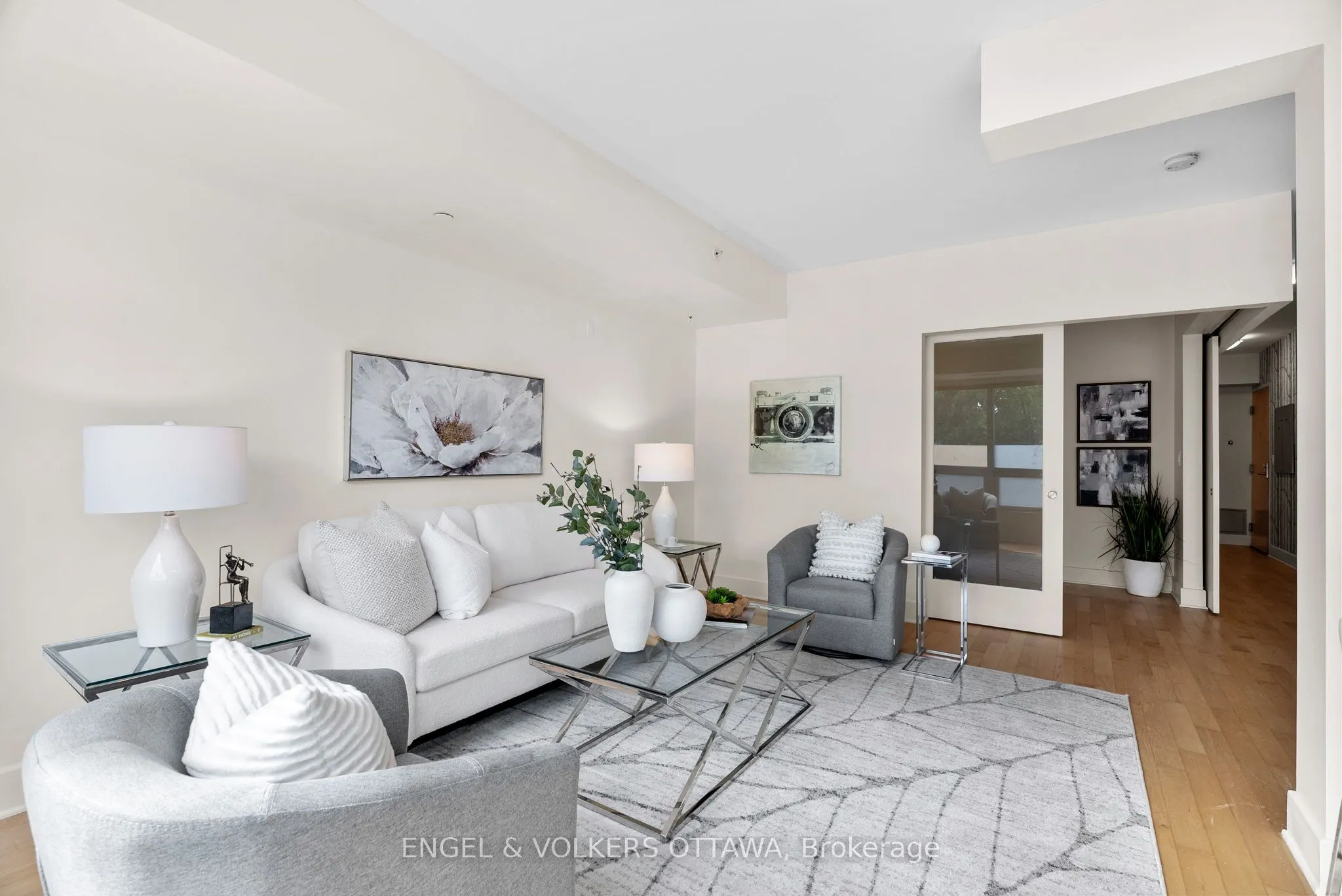 390 Booth Street, #106
