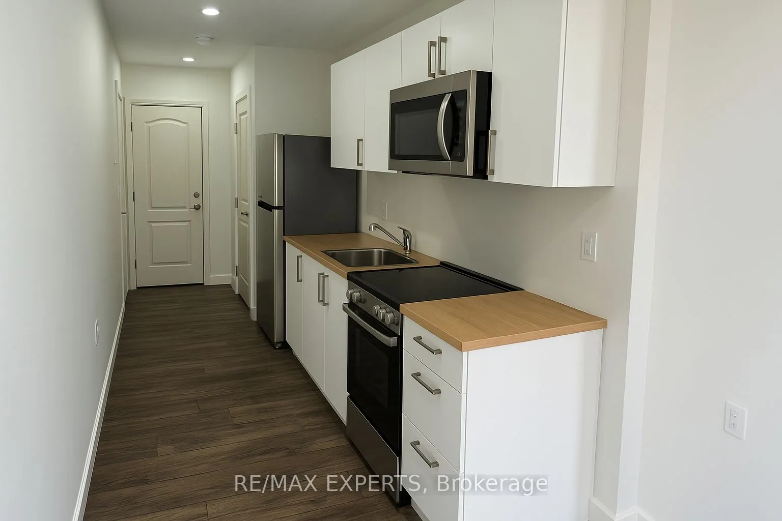 595-599 Dundas Street