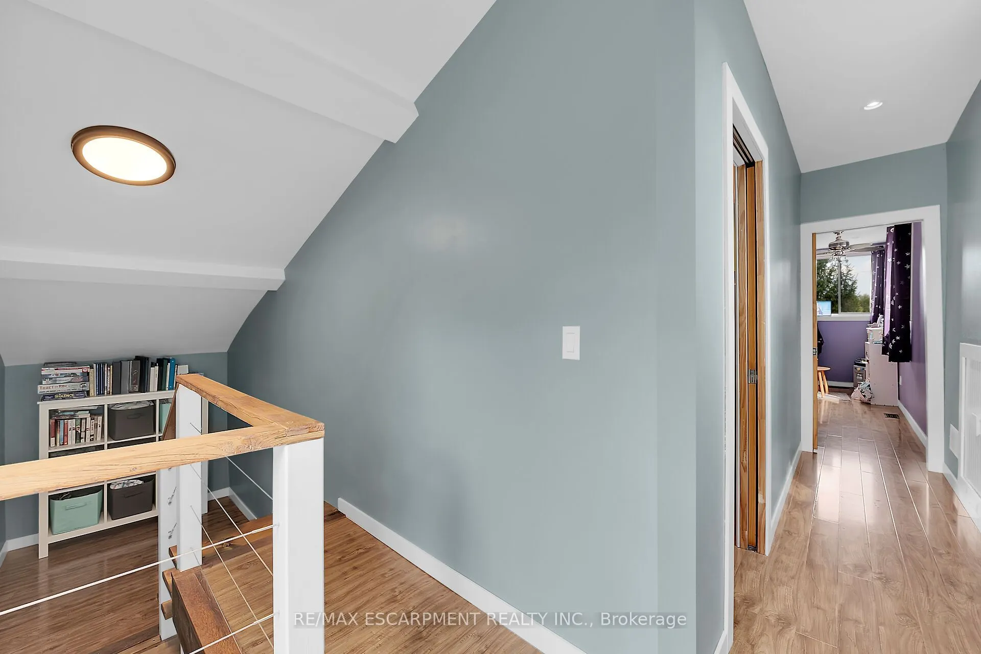 1435 MERRITTVILLE Highway