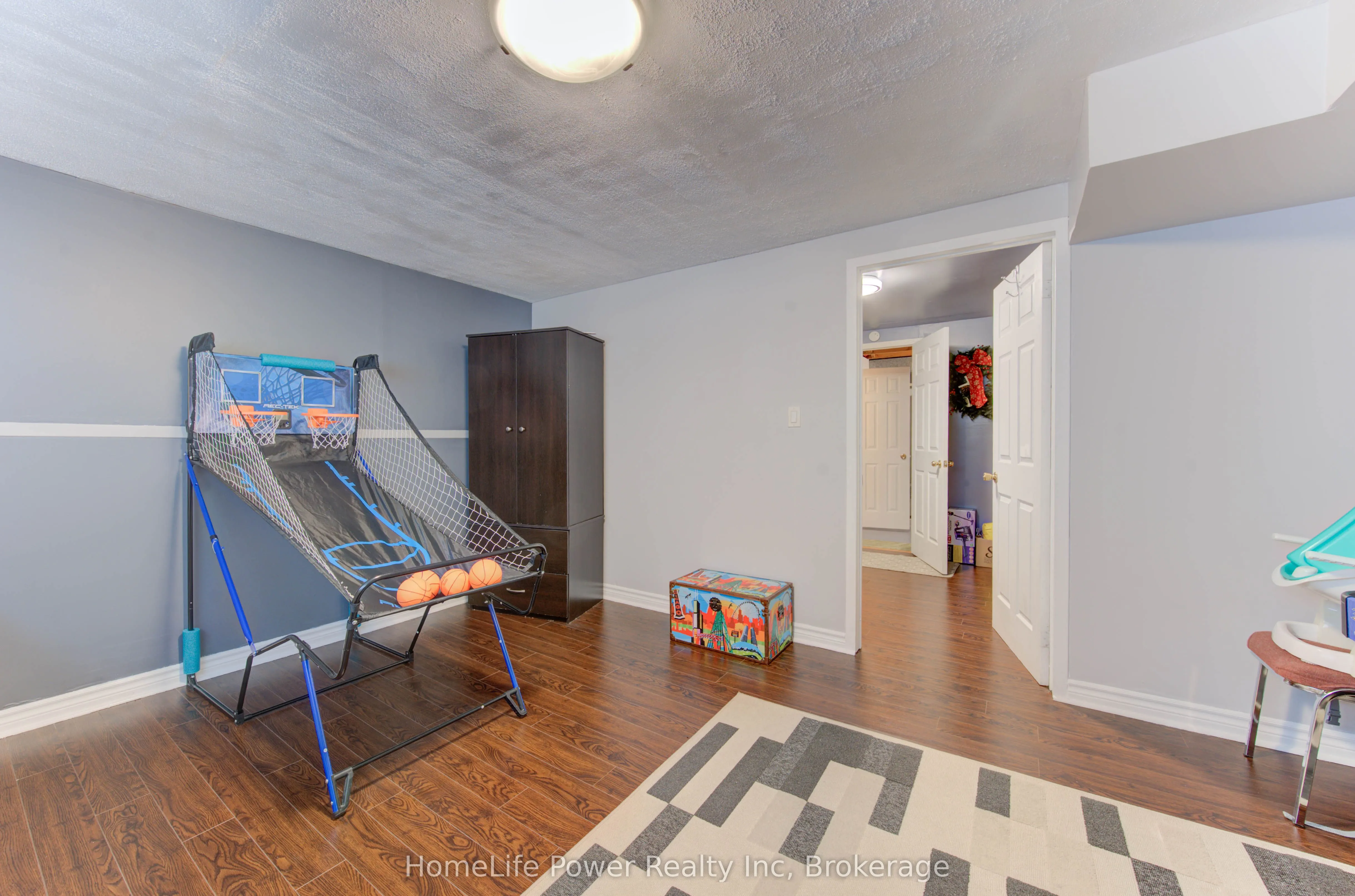 87 Sugar Maple Street