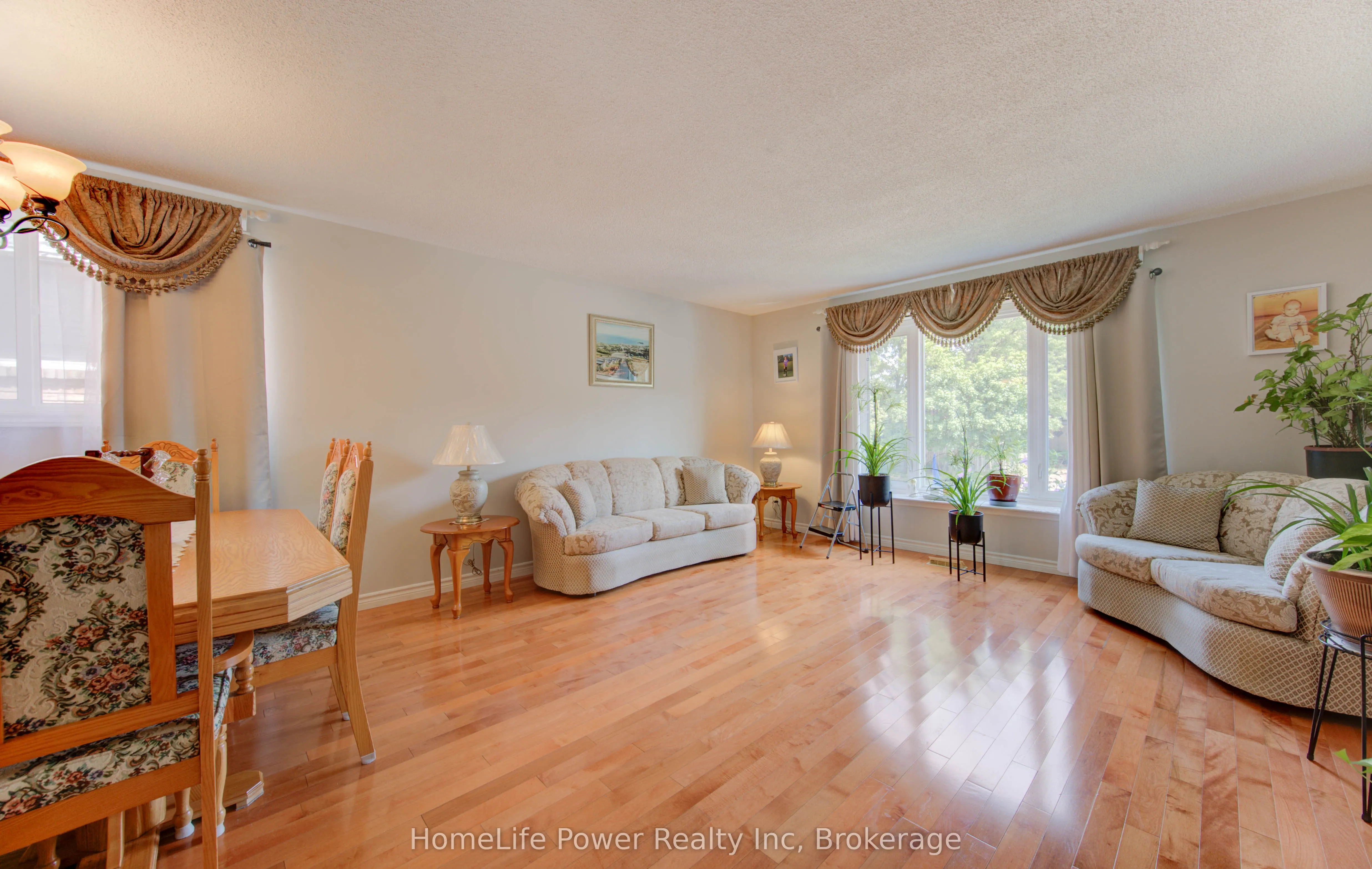 87 Sugar Maple Street