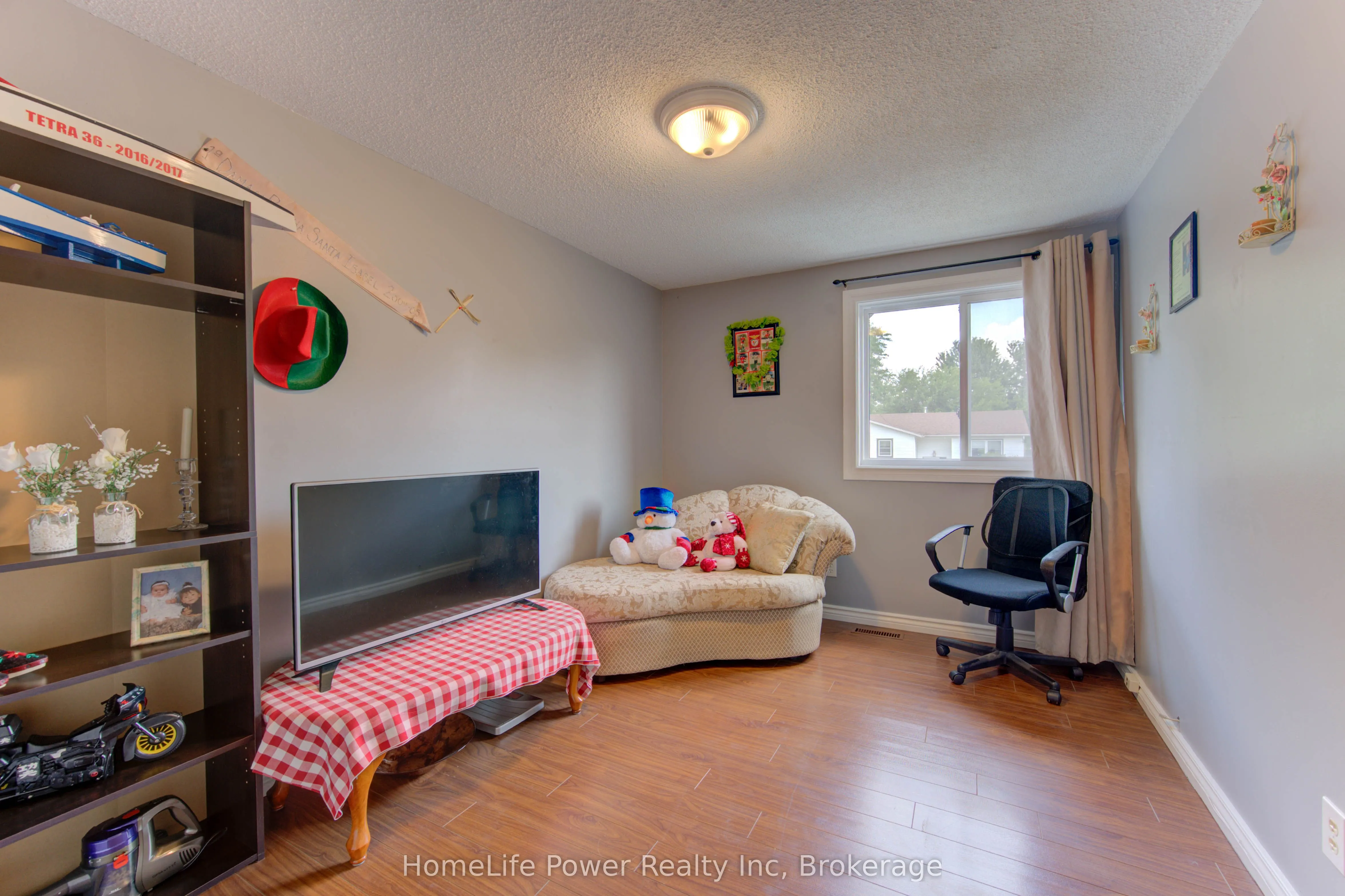 87 Sugar Maple Street