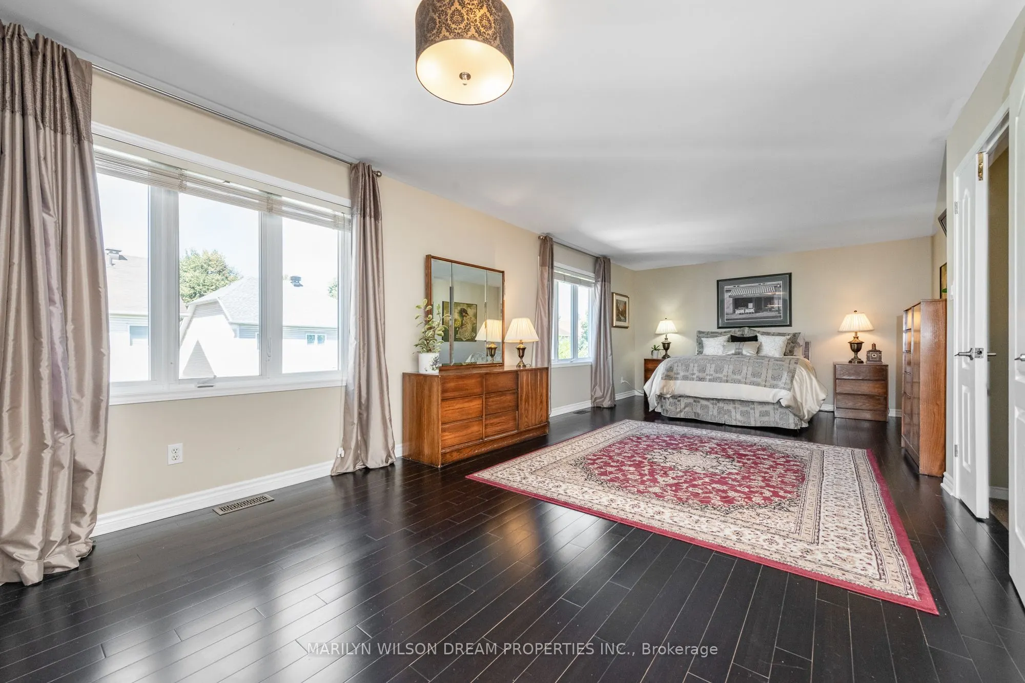12 Greenpointe Drive