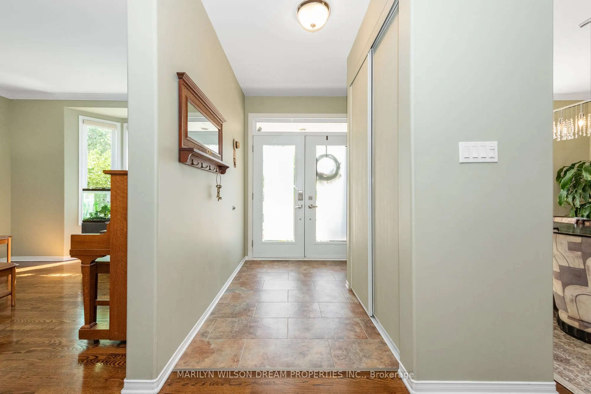 12 Greenpointe Drive